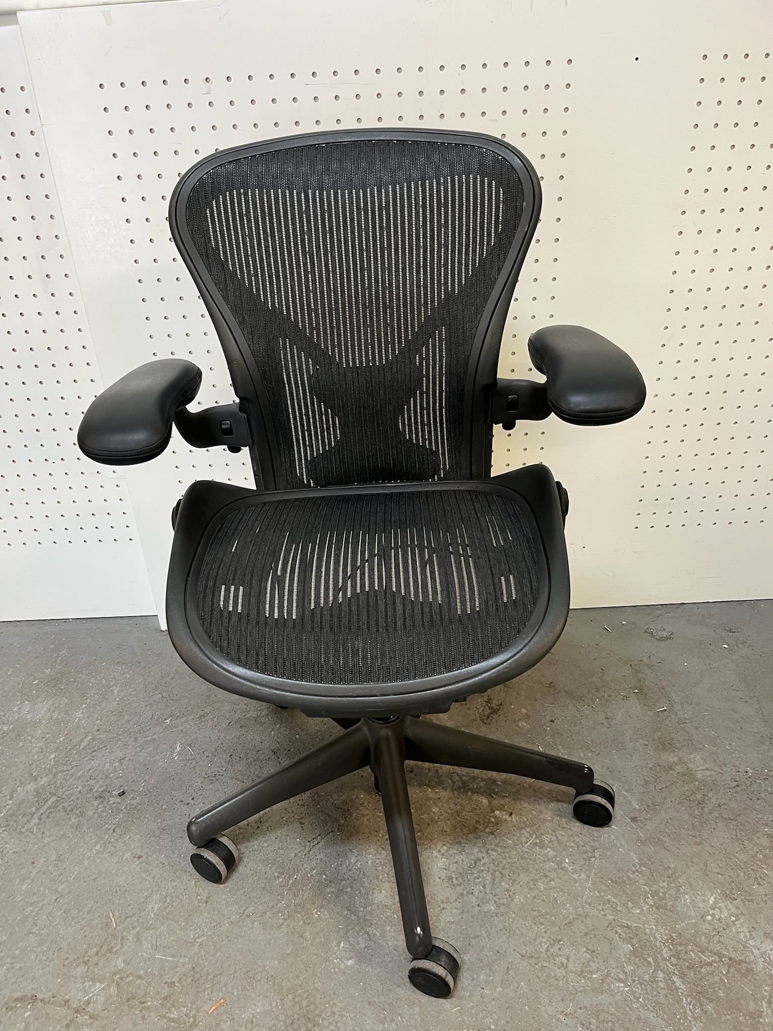 SELT / SOLD Herman Miller Aeron, A stærð 2
