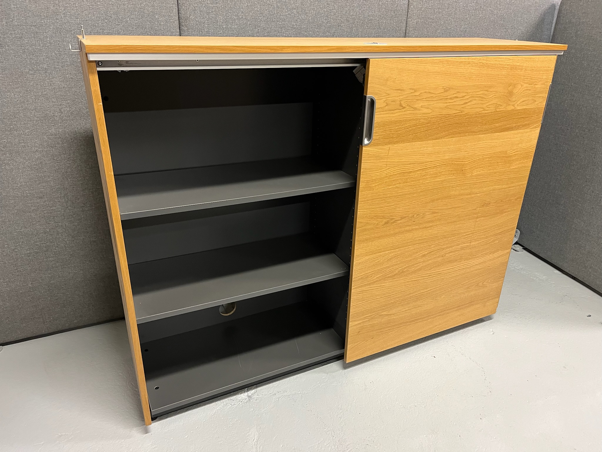 SELT / SOLD - IKEA skrifstofuskápur með læsingu, B160 x H120 x D45 2