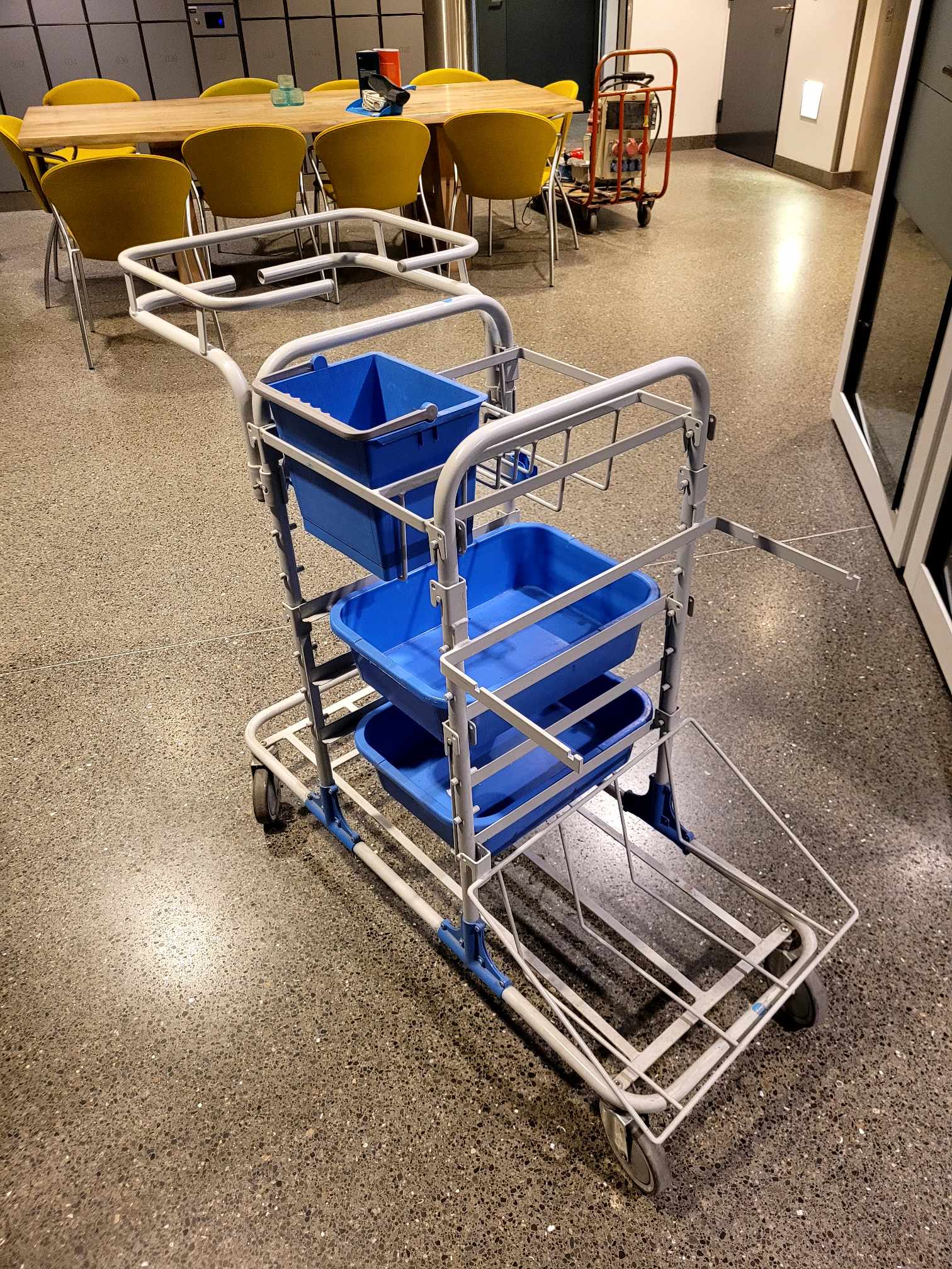 SELT / SOLD Skúringavagnar - ræstivagnar - 12 stk. Rekstrarvörur 5