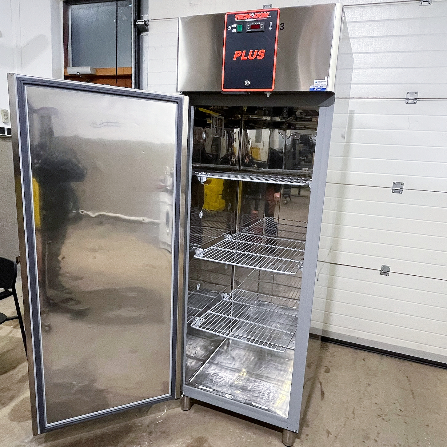SELT / SOLD Tecnodom Plus 700 Stálkælir frá BVT 2