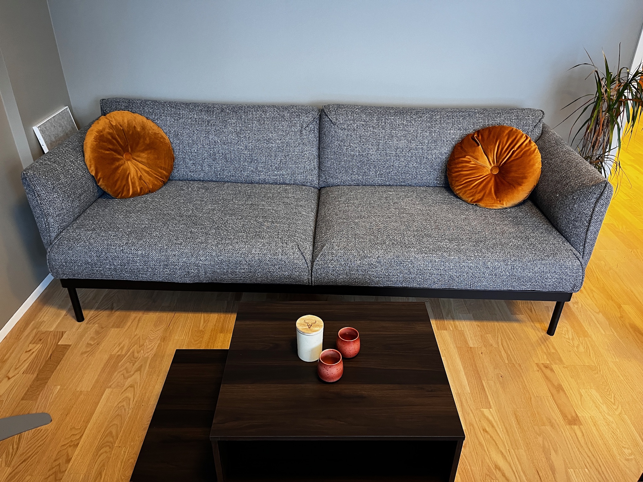 SELT / SOLD IKEA sófi, 3ja sæta, B231 x D93 x H70 sm. 2