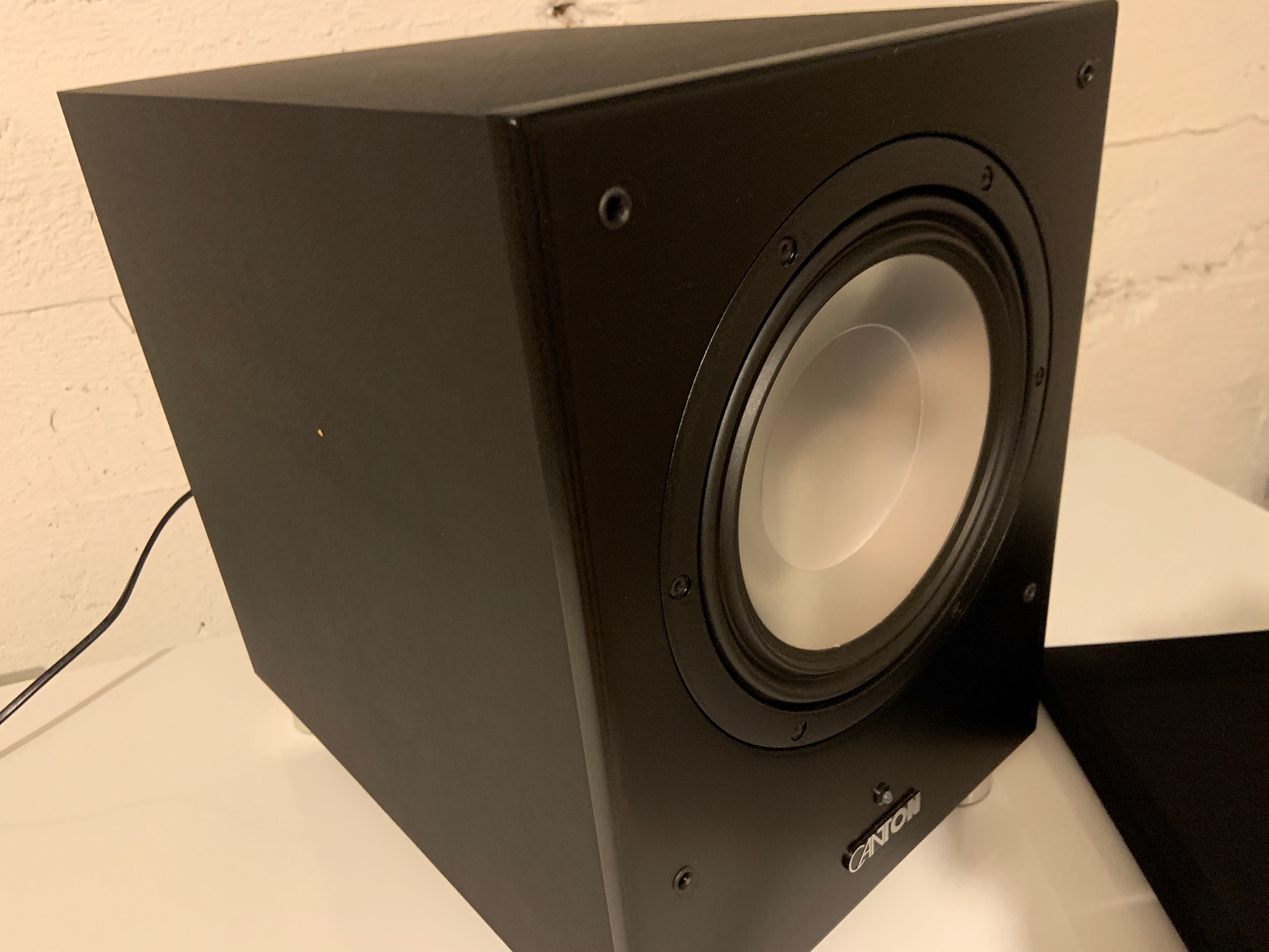 SELT / SOLD Canton Digital Amplifier Subwoofer 4