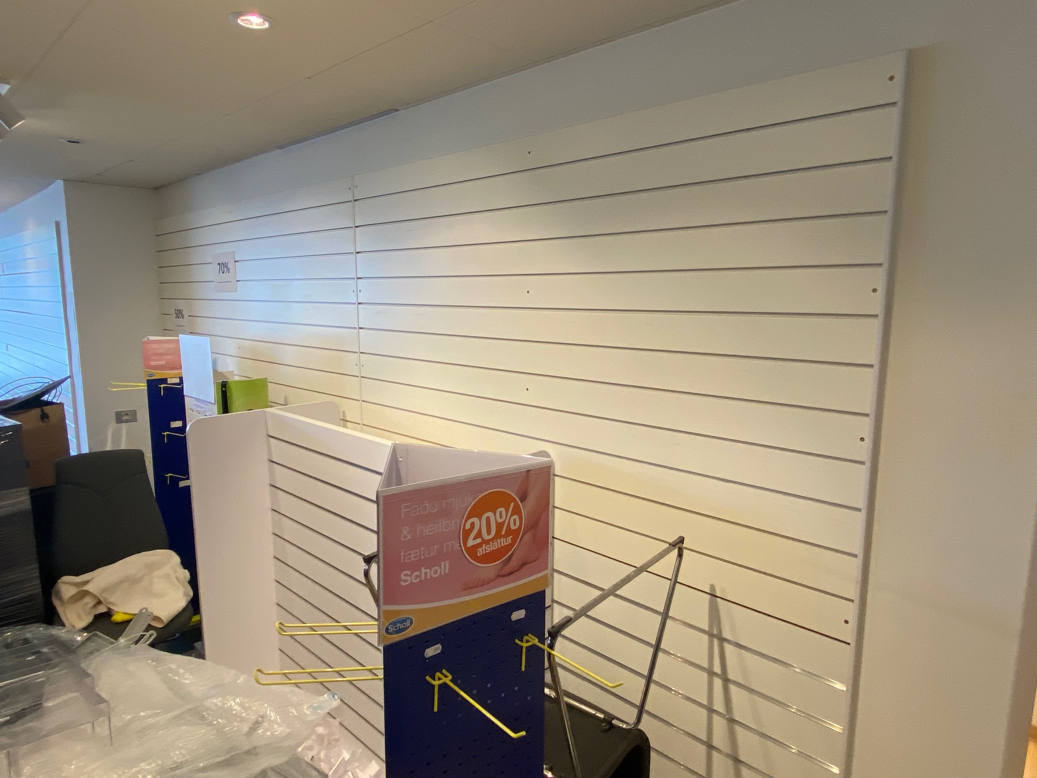 SELT / SOLD Panelveggur fyrir pinna 8