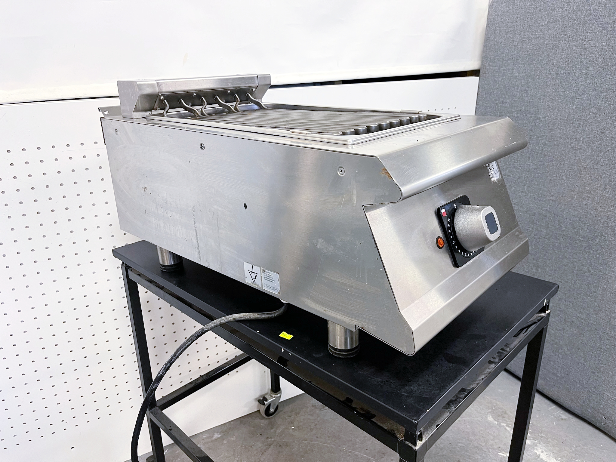 SELT / SOLD Mareno rafmagns grill frá BVT