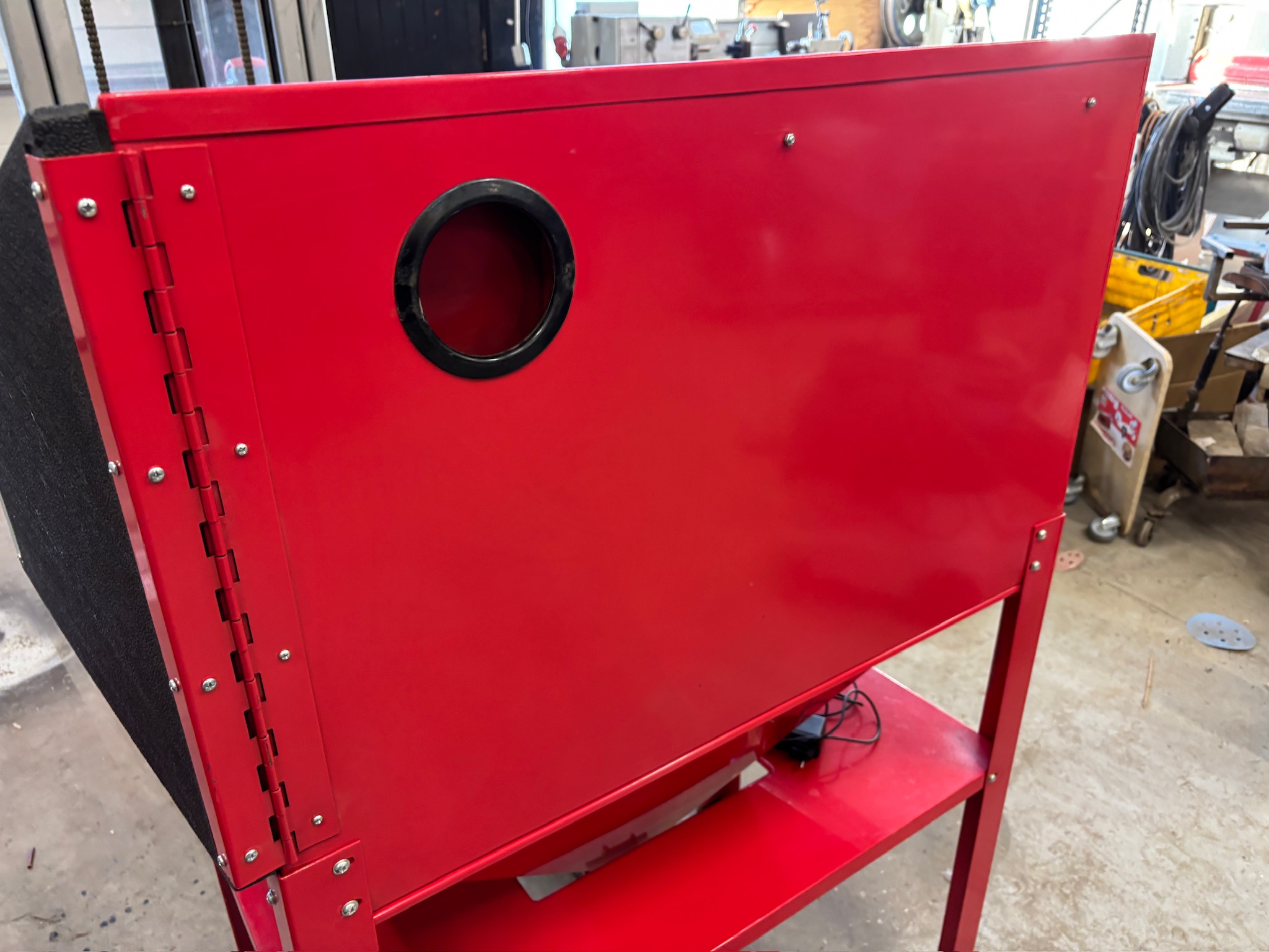 SELT / SOLD Torin Big Red sandblásturskassi 7