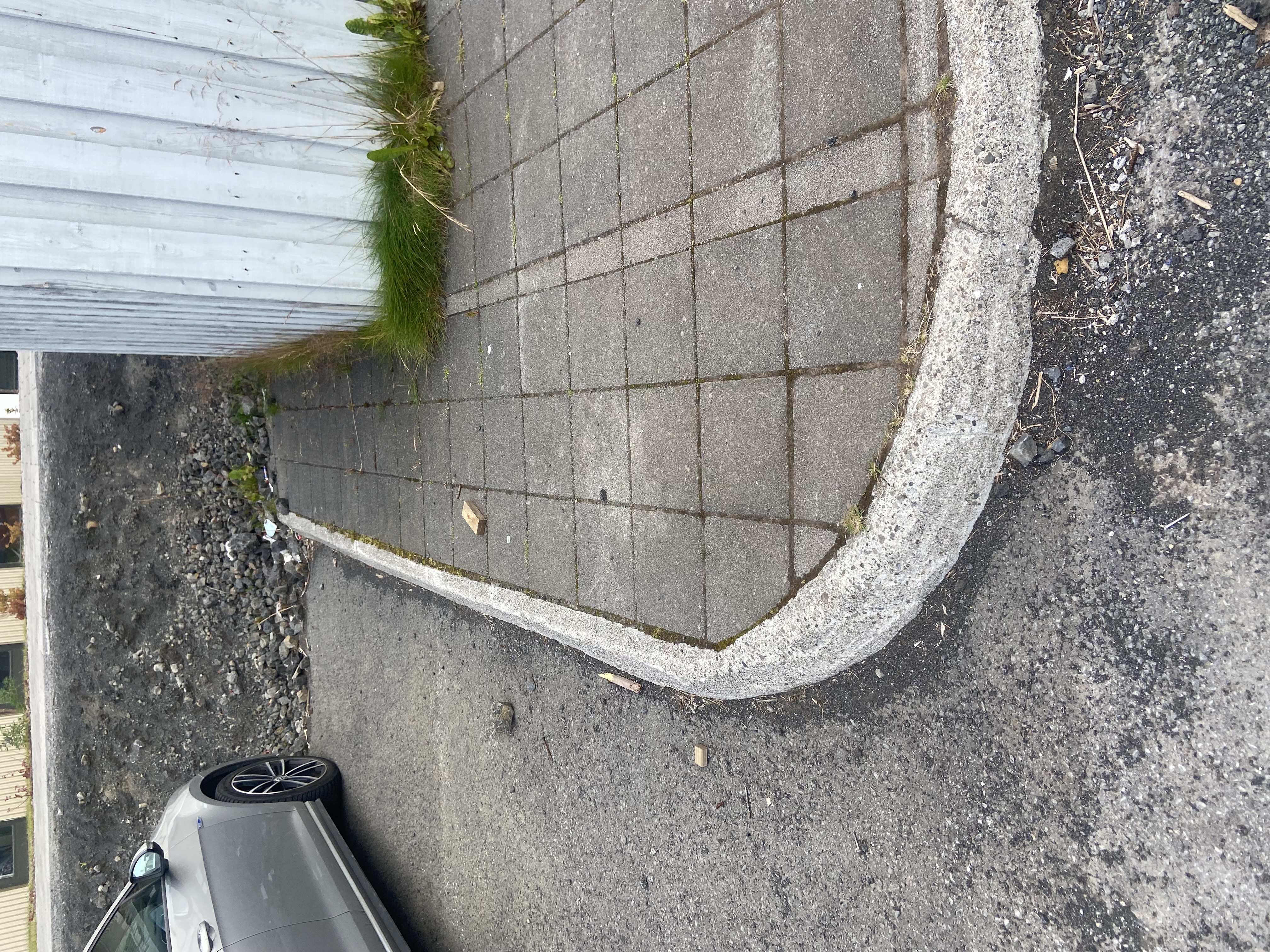 Selt - sold - Hellur til sölu - 30 * 30 5