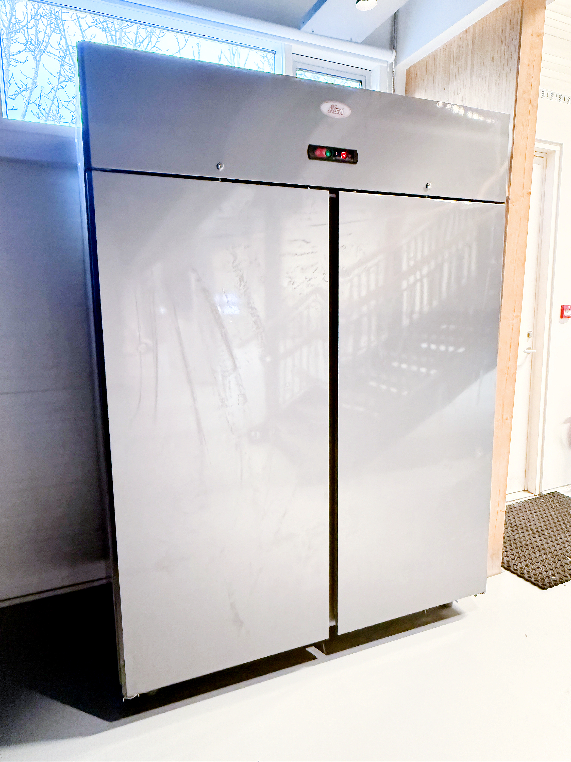 SELT / SOLD Ilsa frystir tvöfaldur 1400L