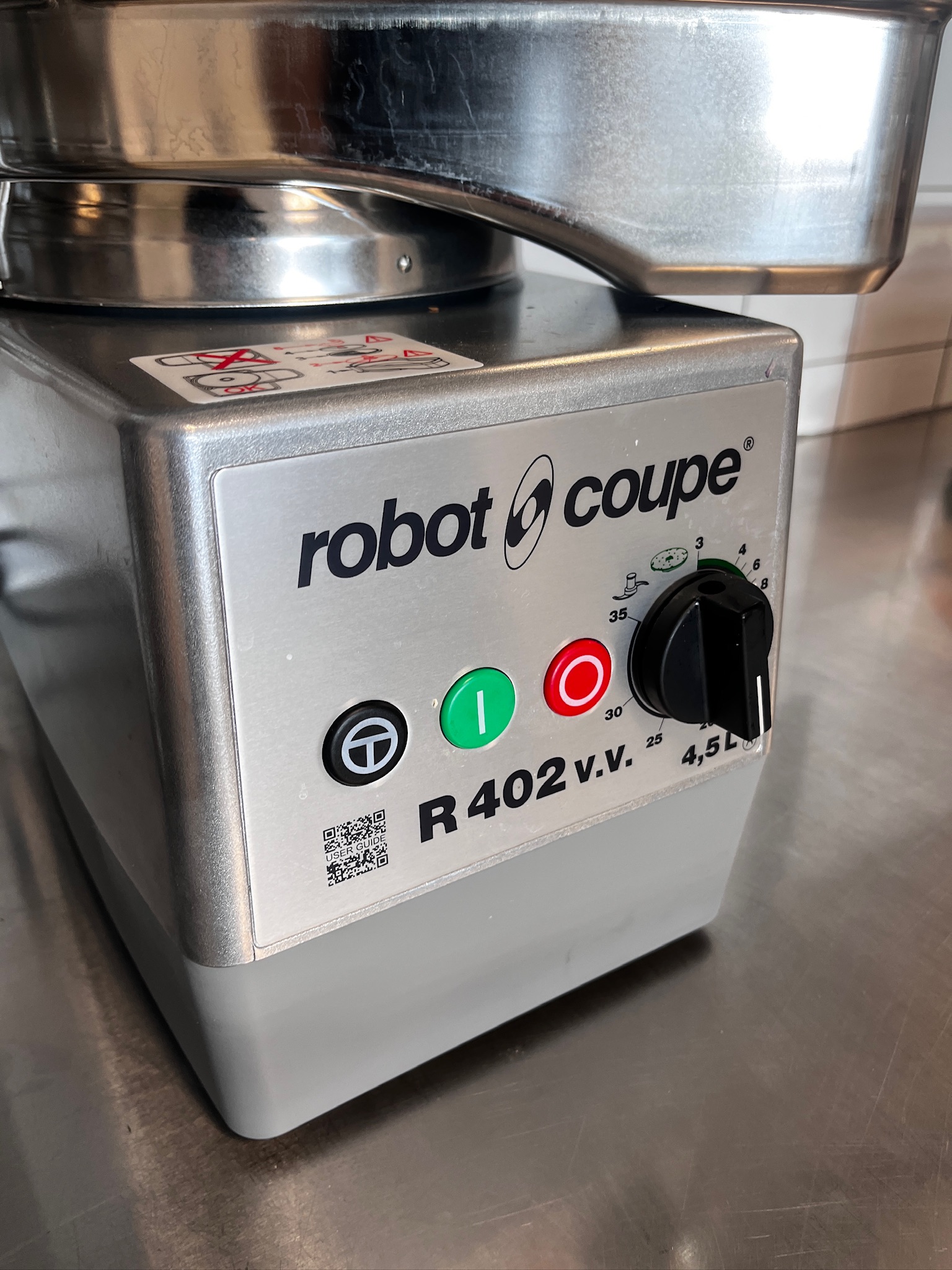 SELT / SOLD Robot Coupe matvinnsluvél / grænmetisvél 4