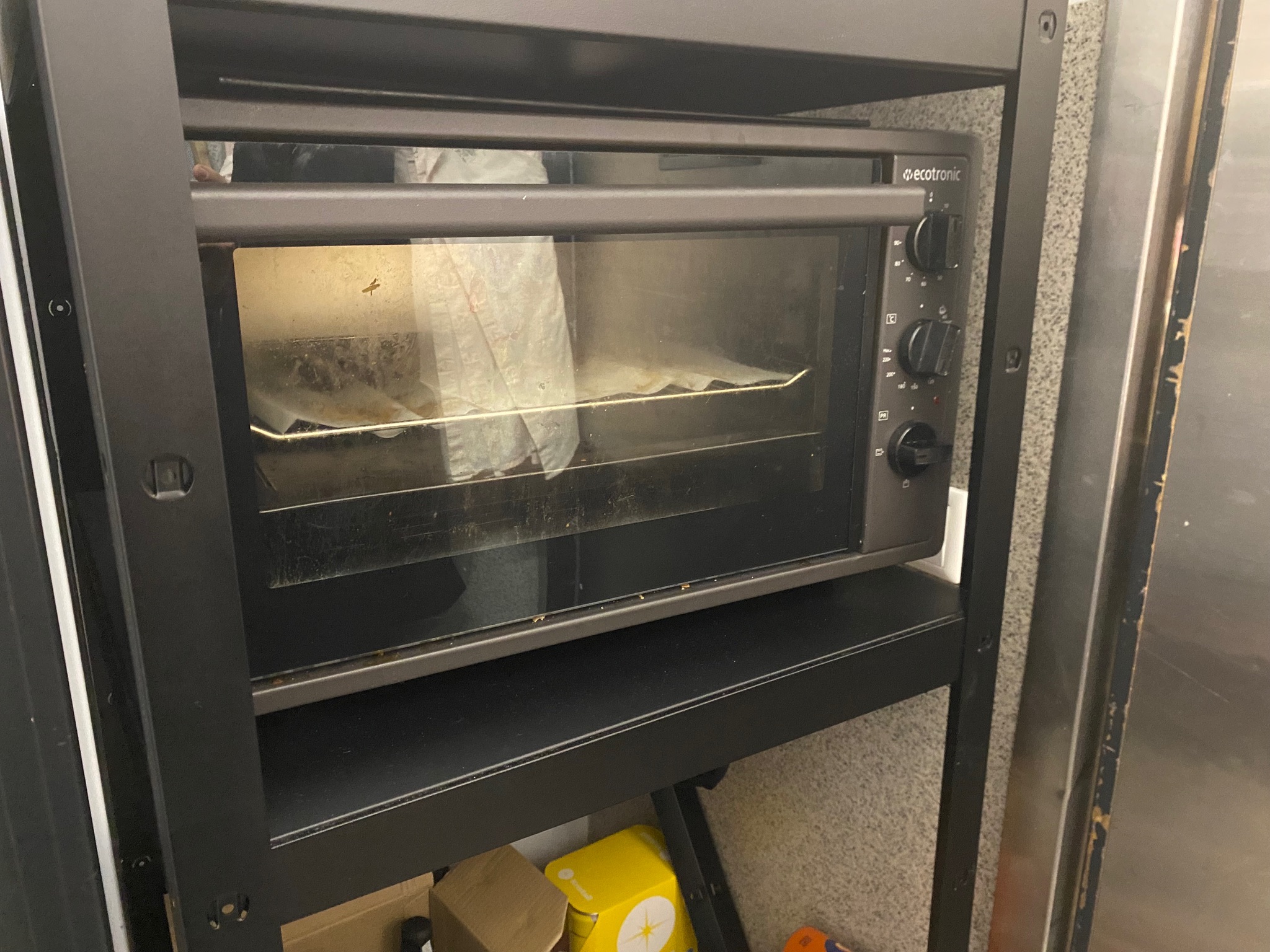 SELT / SOLD Ecotronic smáofn
