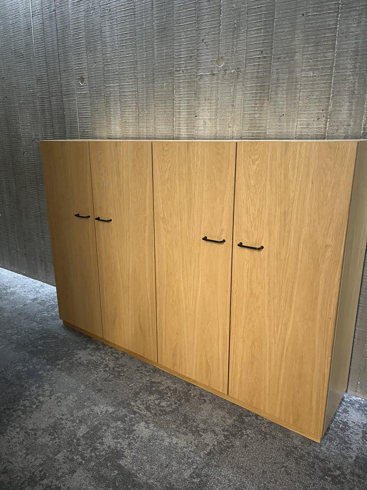 SELT / SOLD Flottur skrifstofuskápur 4