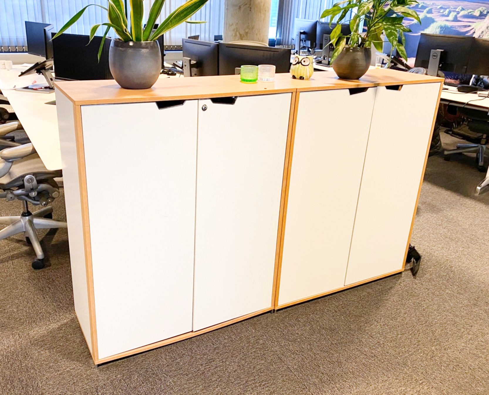 SELT / SOLD Holmris skrifstofuskápur, H113xB90sm.