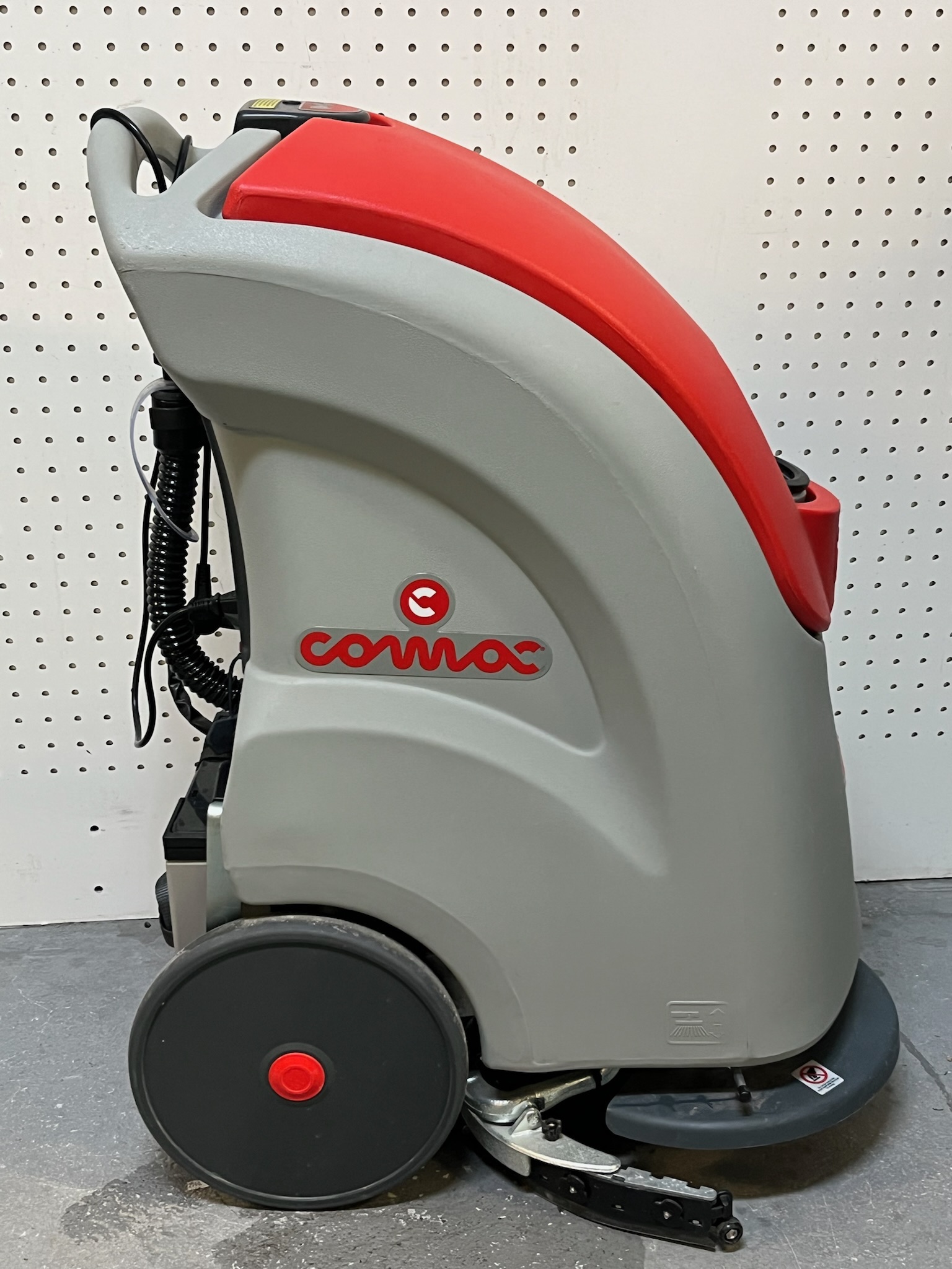 SELT / SOLD Comac L16B skúringavél (2019) 6
