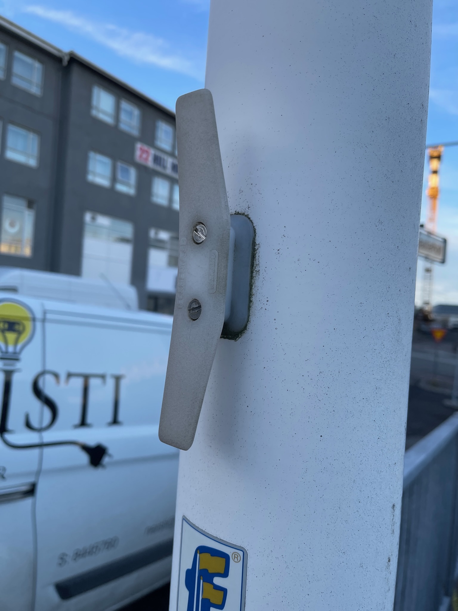 SELT / SOLD - Fánastöng - 8 metrar 4