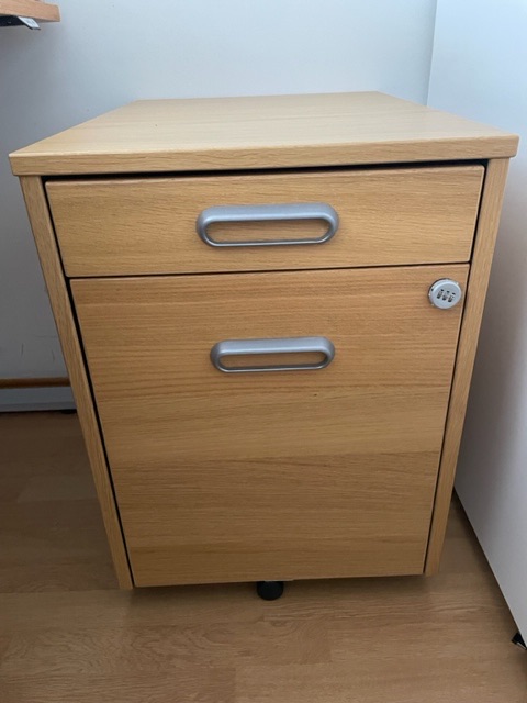 SELT / SOLD IKEA skrifstofukálfur, H63 x B46 x D62 sm. (2 stk.) 2