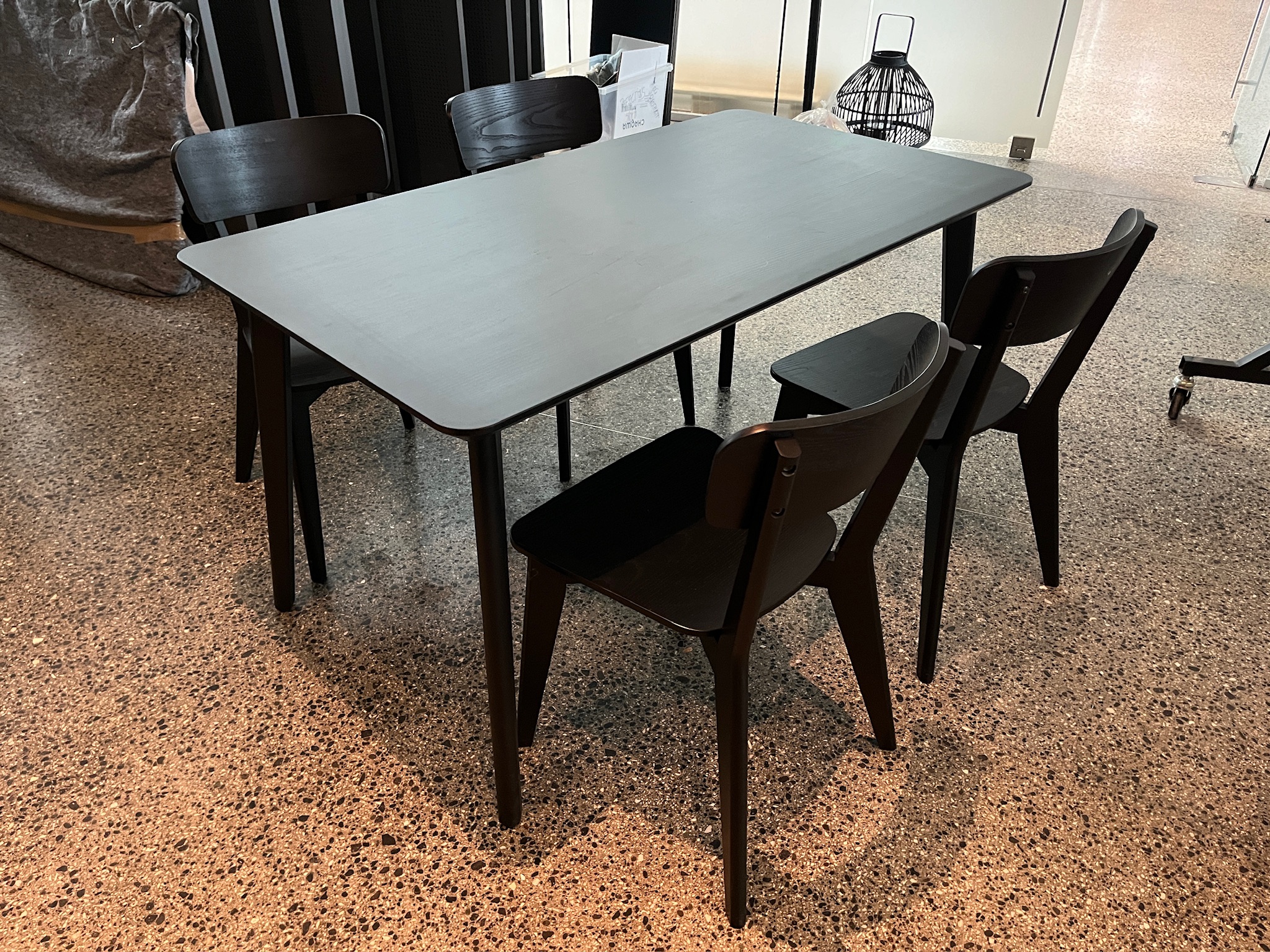 SELT / SOLD IKEA Lisabo eldhúsborð og -stólar, B140 x D78 sm. 2