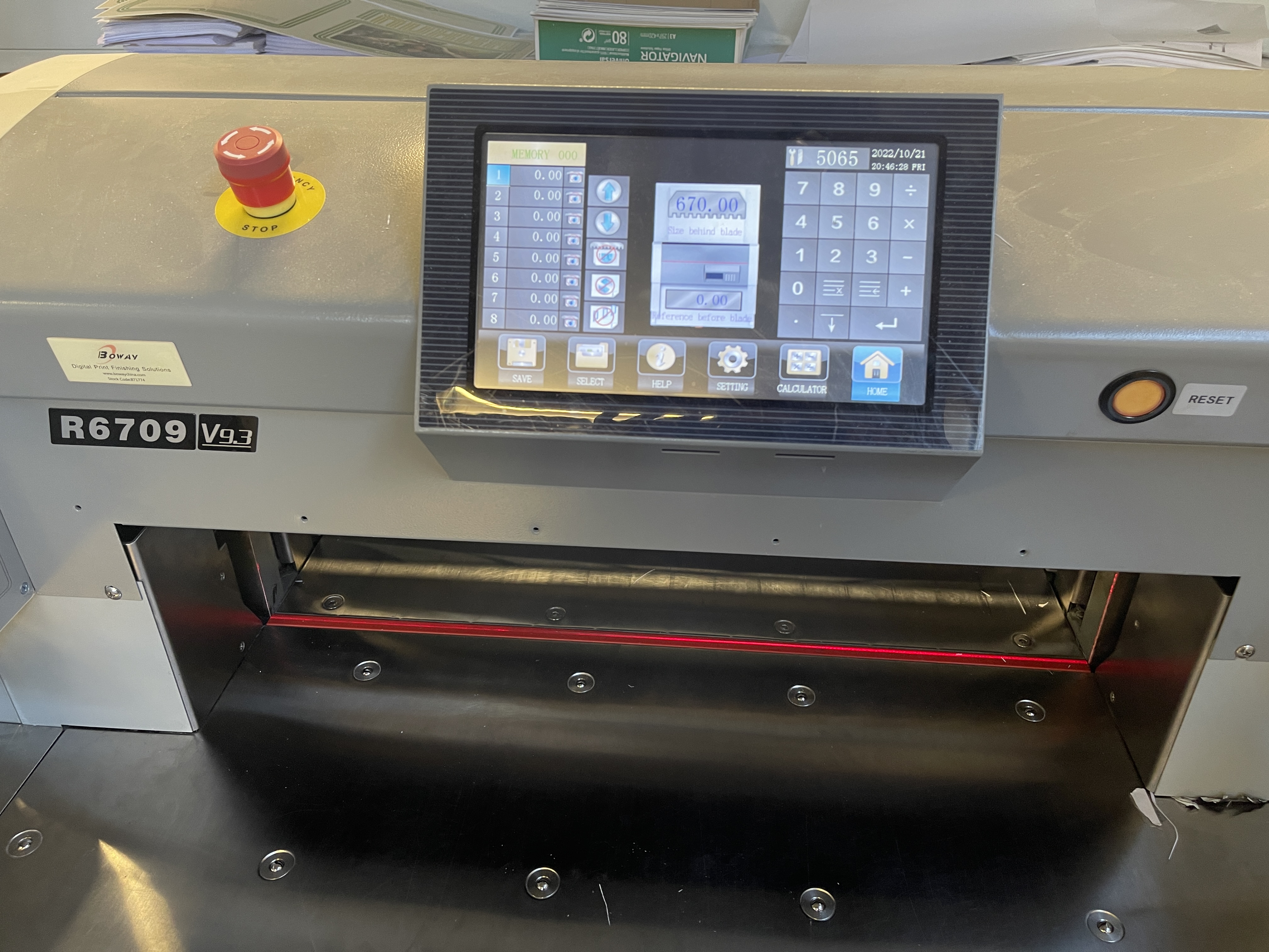SELT / SOLD Boway hnífur R6709, V9.3 pappirsskeri 5