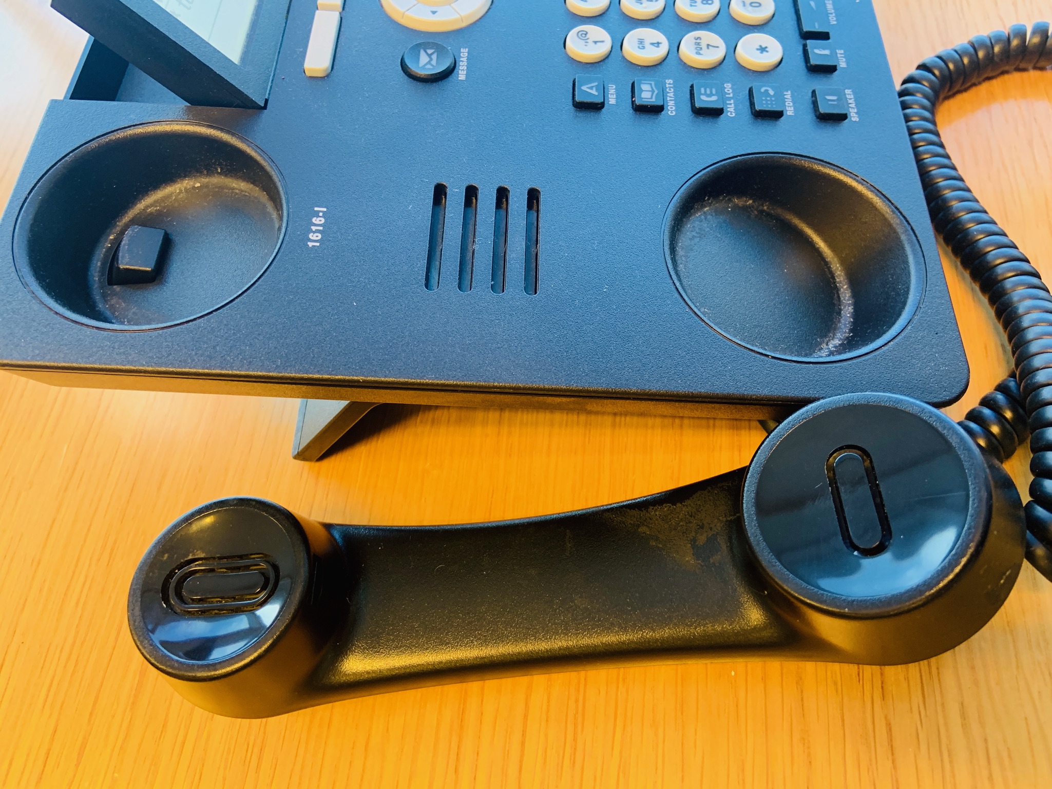 SELT / SOLD Avaya 1616-I IP símtæki 16 hnappa 3