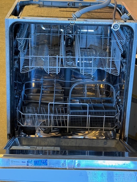 SELT / SOLD - Electrolux uppþvottavél 3