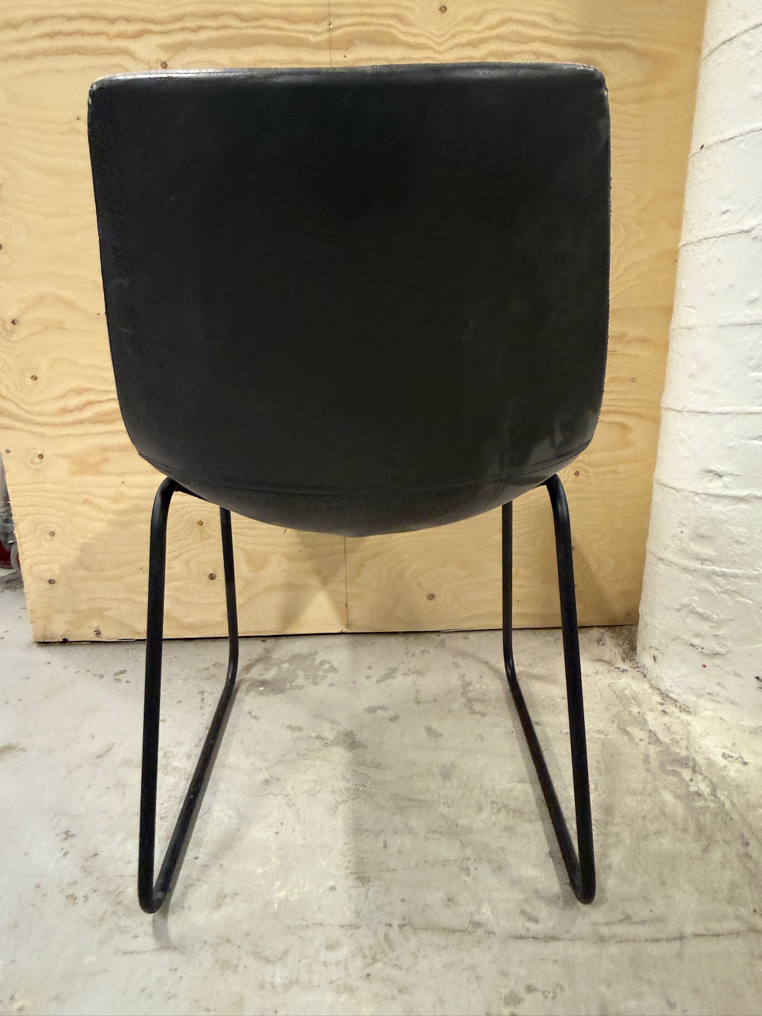SELT / SOLD Borðstofustóll 6