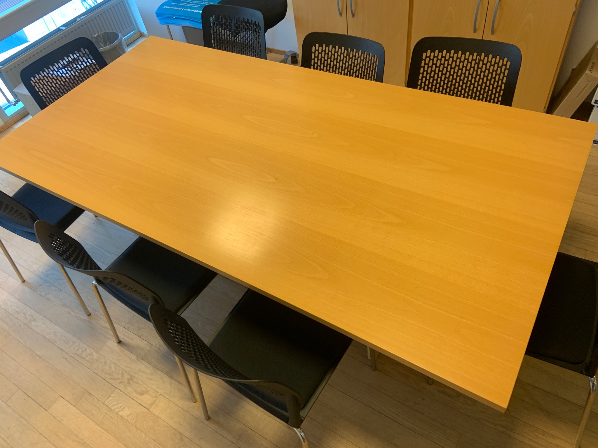 Selt/endurnýtt-Fundarborð 8 manna 220x110 Á.Guðmundsson 2