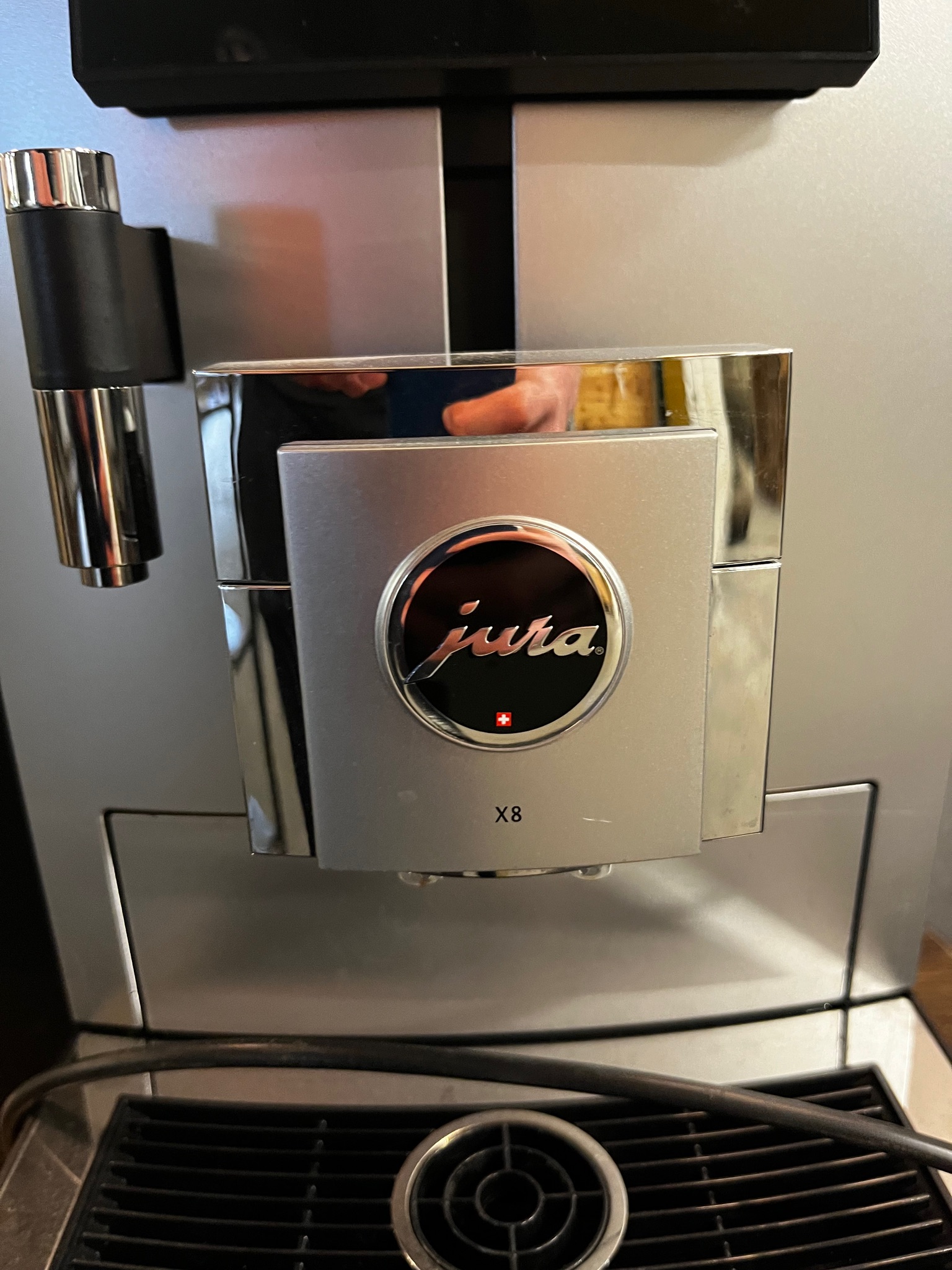 SELT / SOLD Jura X8 kaffivél - Alþingi 3