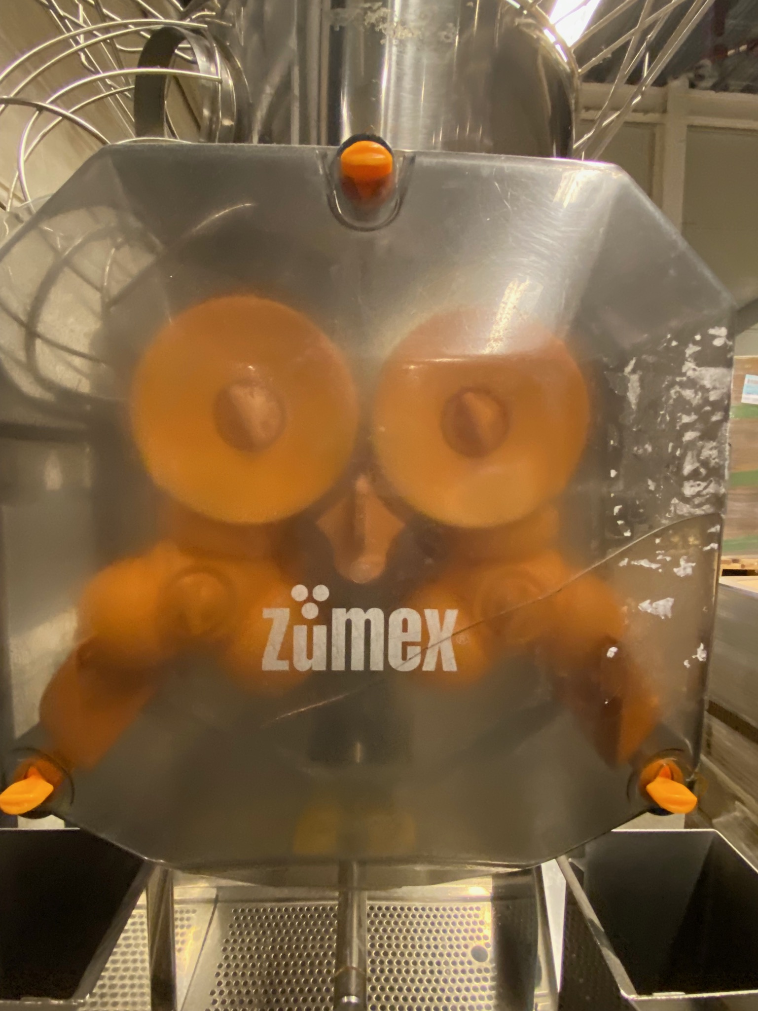 SELT / SOLD Appelsínupressa frá Zumex 5