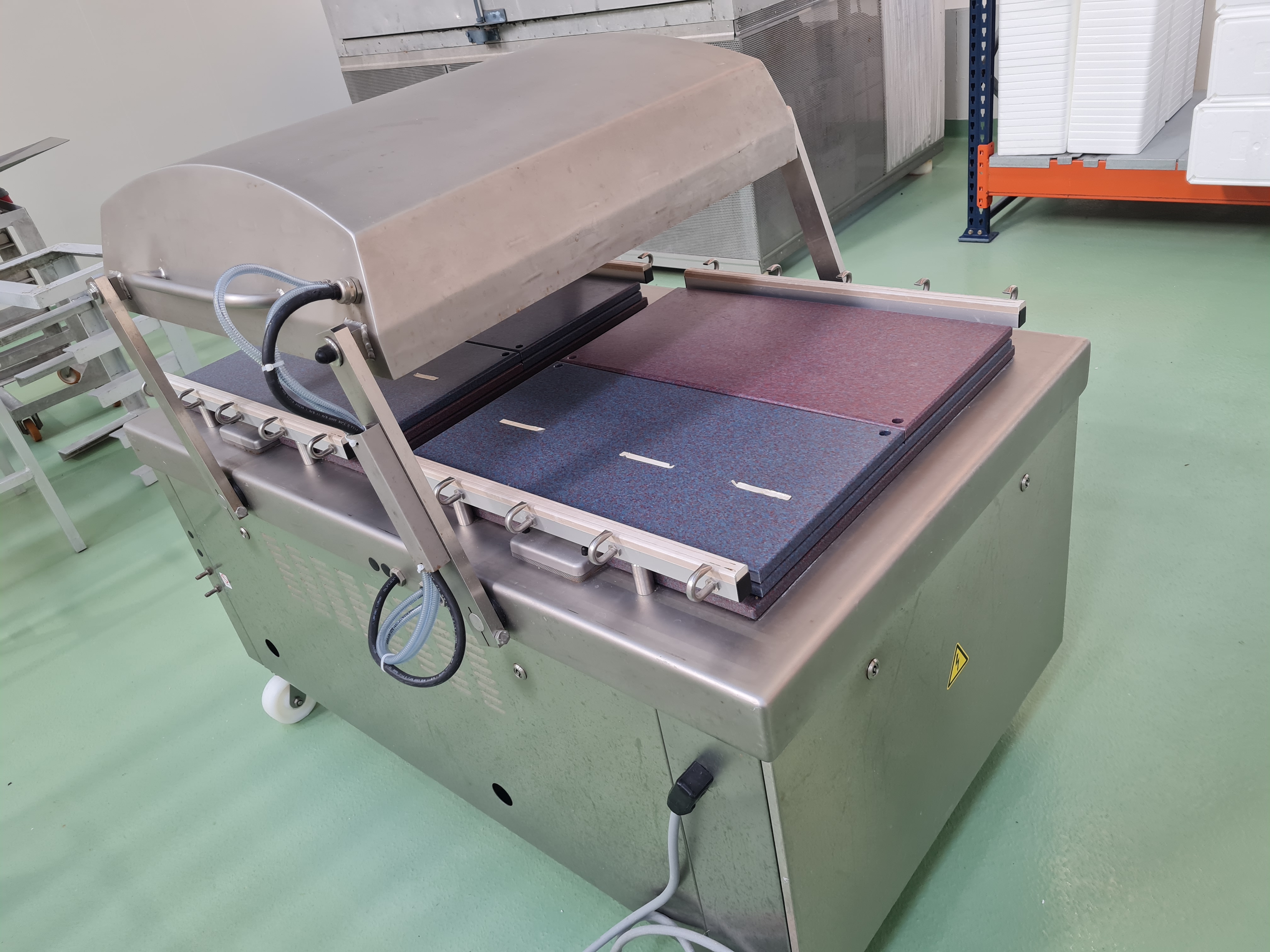 SELT / SOLD - Vacumpökkunarvél - vakúmpökkunarvél 4