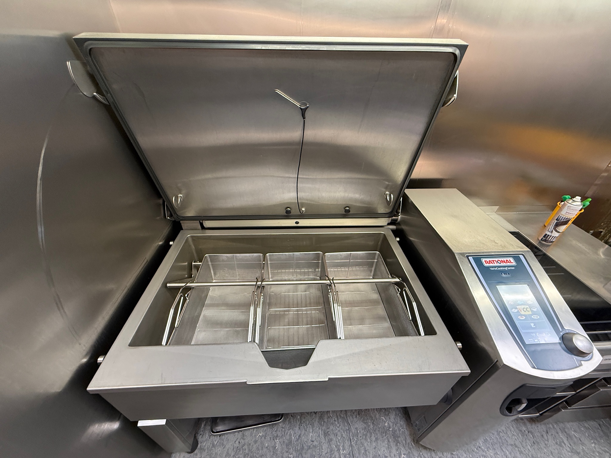 SELT / SOLD Rational veltipanna frá BVT, 150L 8