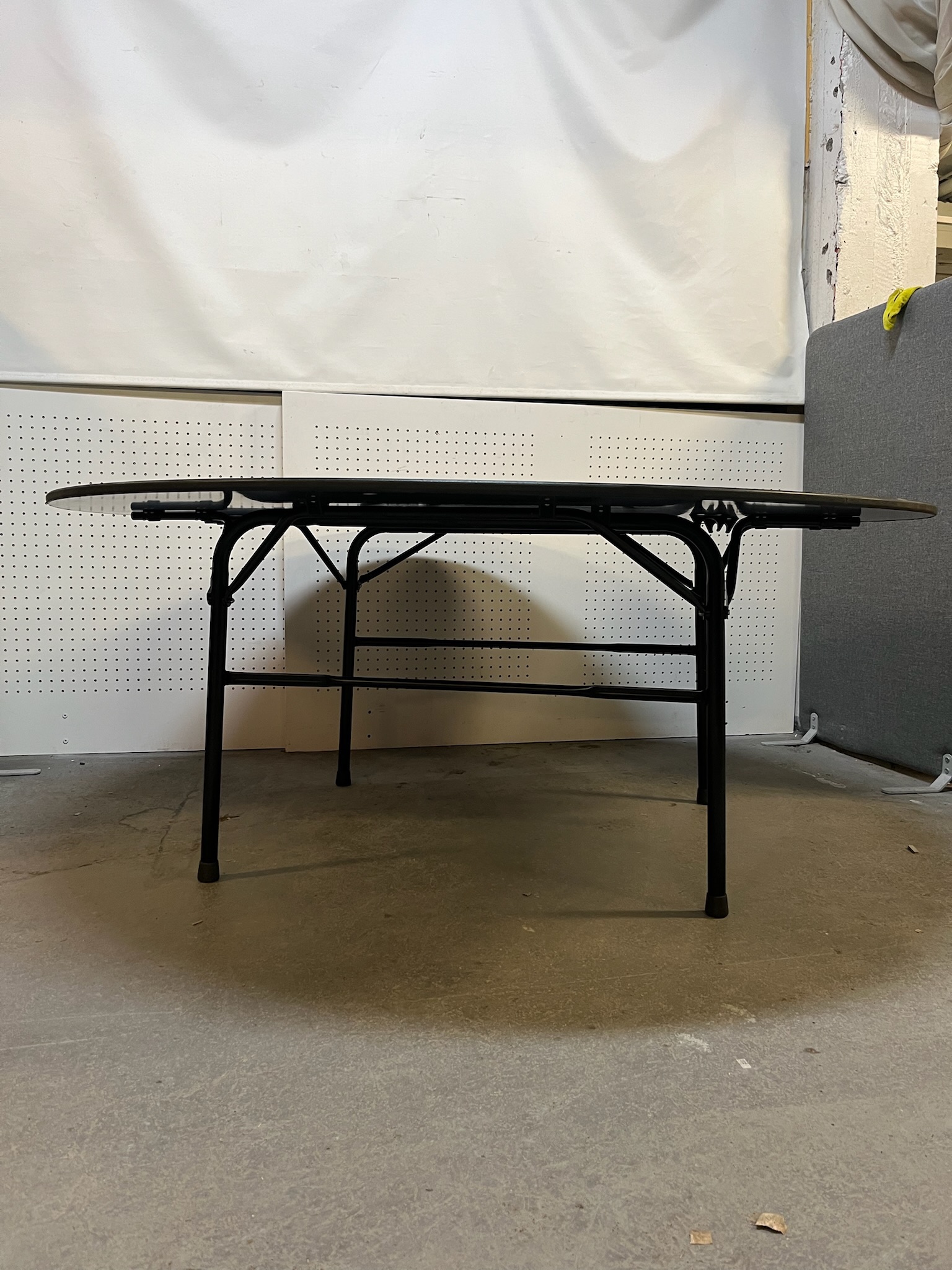 SELT / SOLD Metafox veisluhringborð, fellanleg, 6-8 manna Ø180xH76sm. (24 stk.) 3
