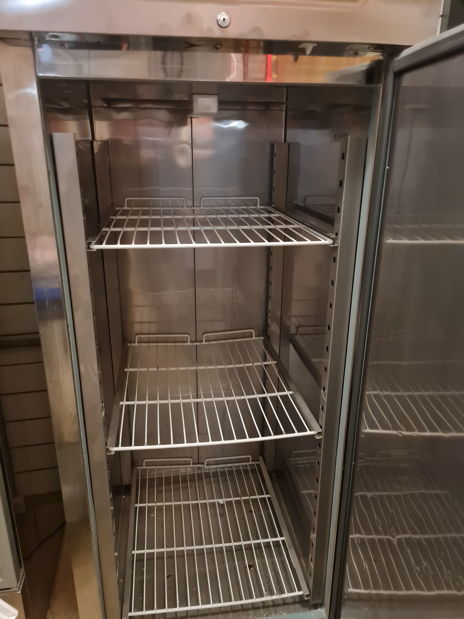 SELT / SOLD - Tefcold frystir 2