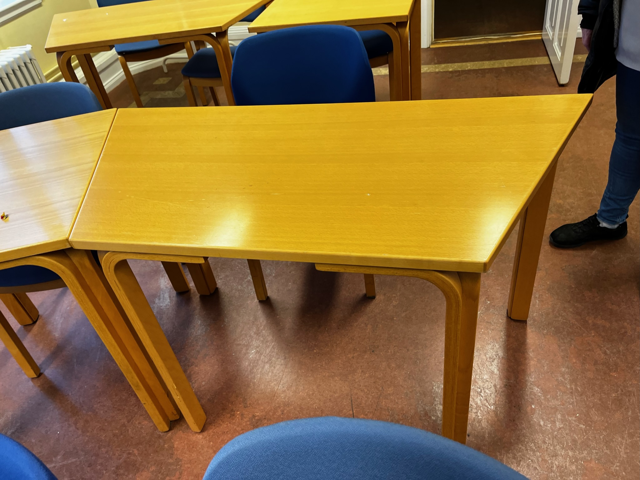 SELT / SOLD Skólaborð - kennsluborð 6
