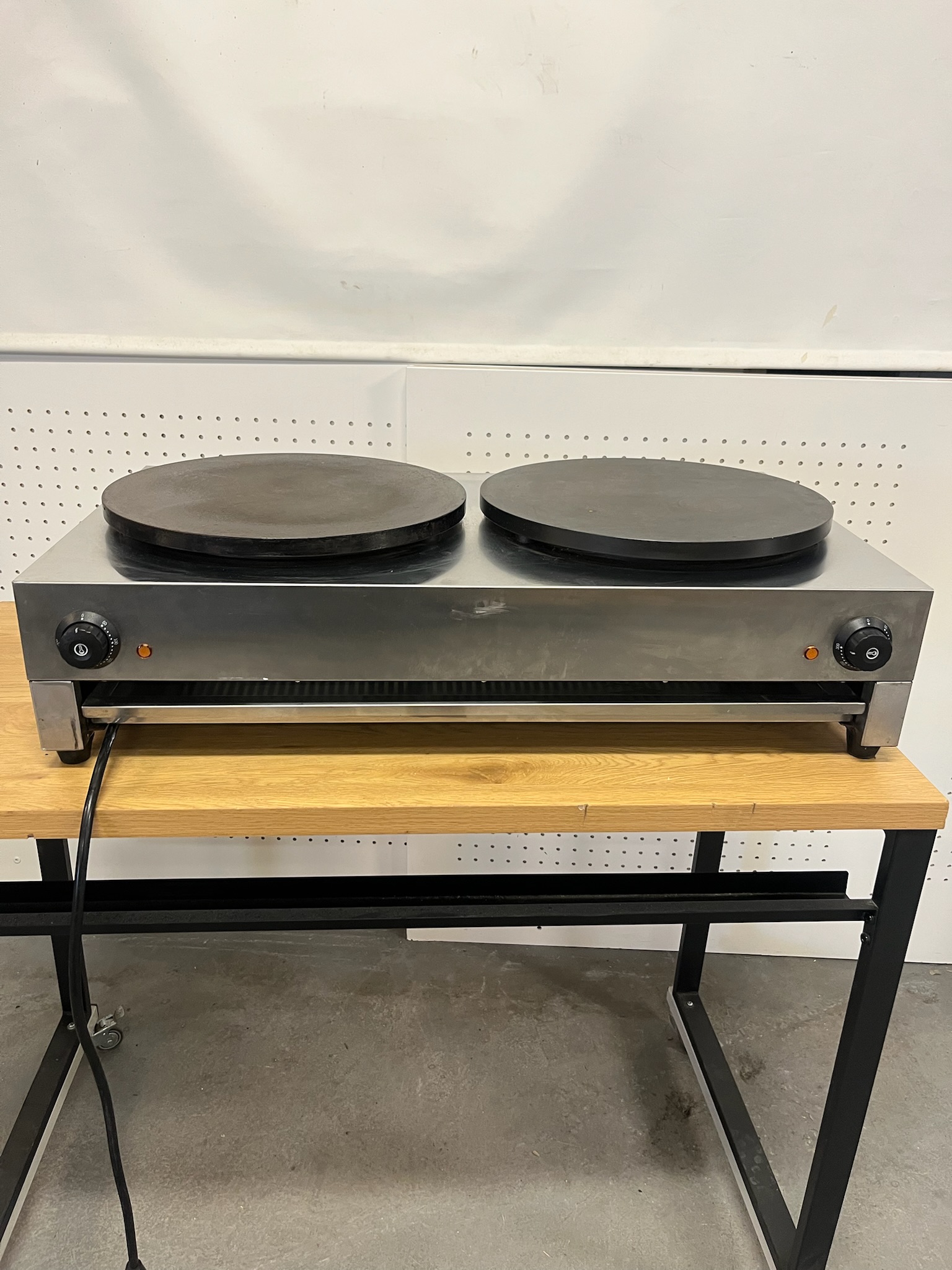SELT / SOLD Tvöföld crepe panna