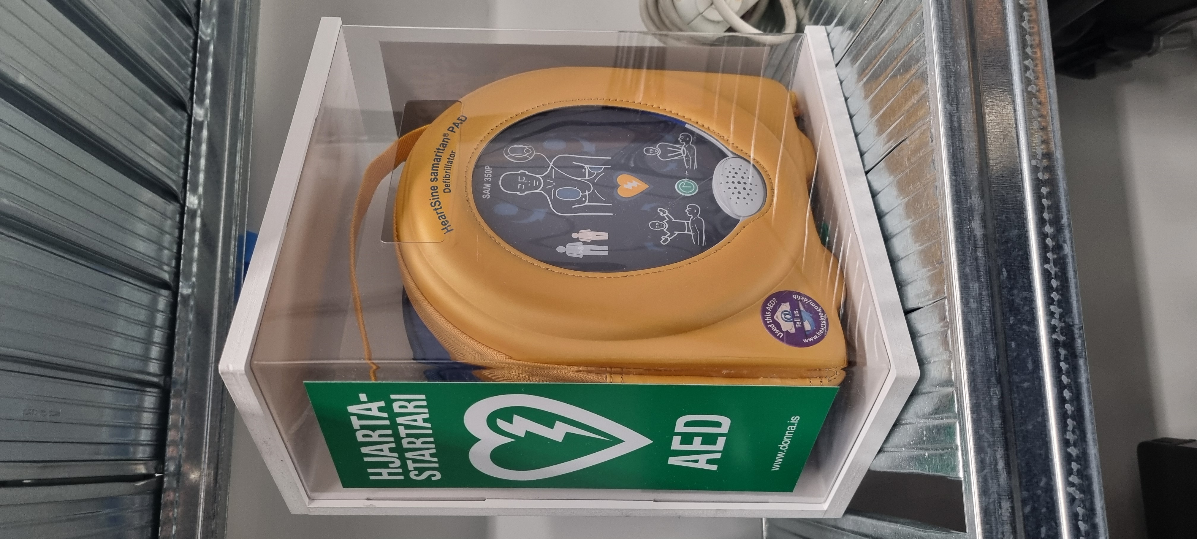 SELT / SOLD - Hjartastuðtæki Samaritan PAD 350