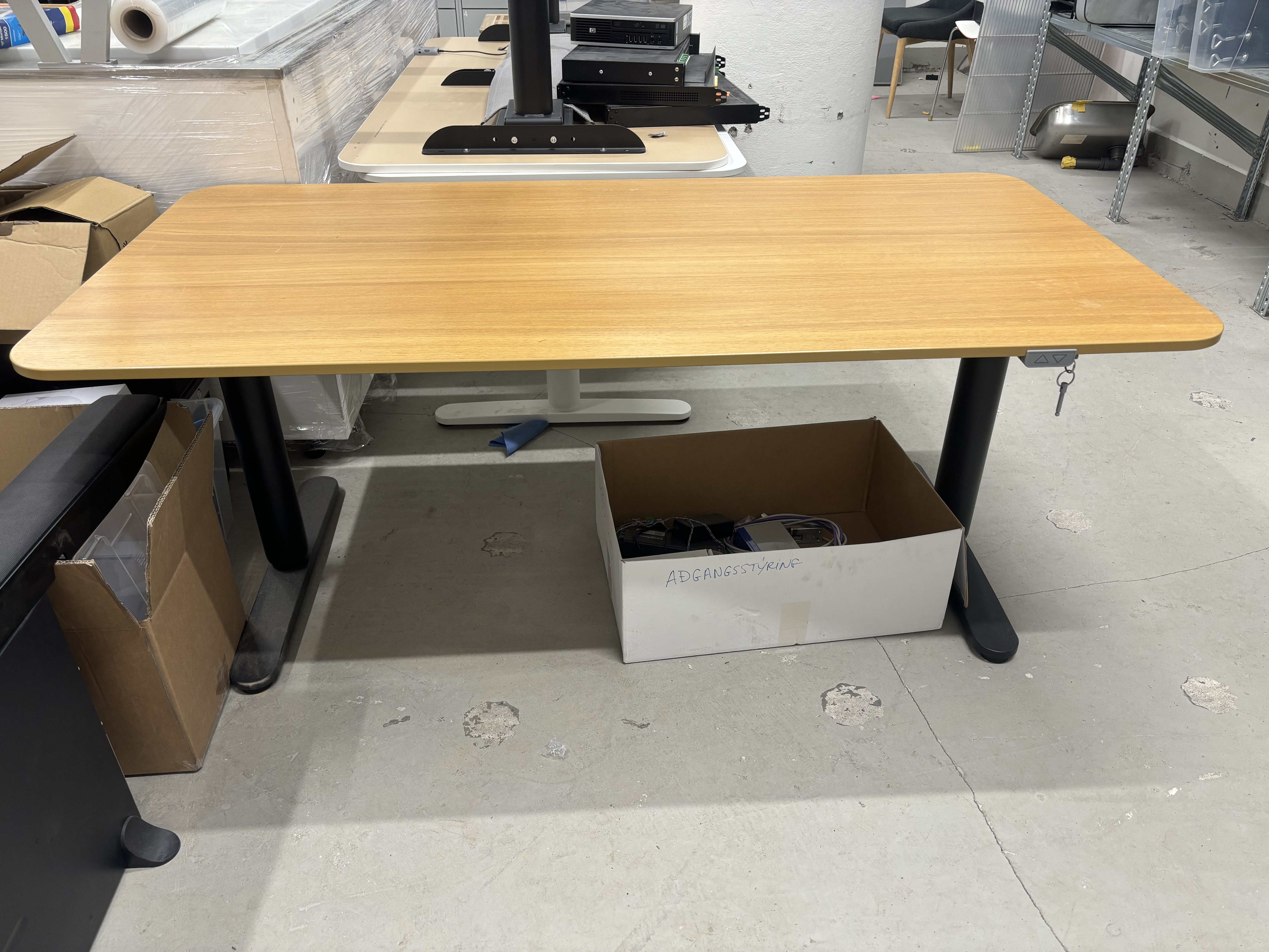 SELT / SOLD IKEA rafmagnsborð, 160 x 80 sm