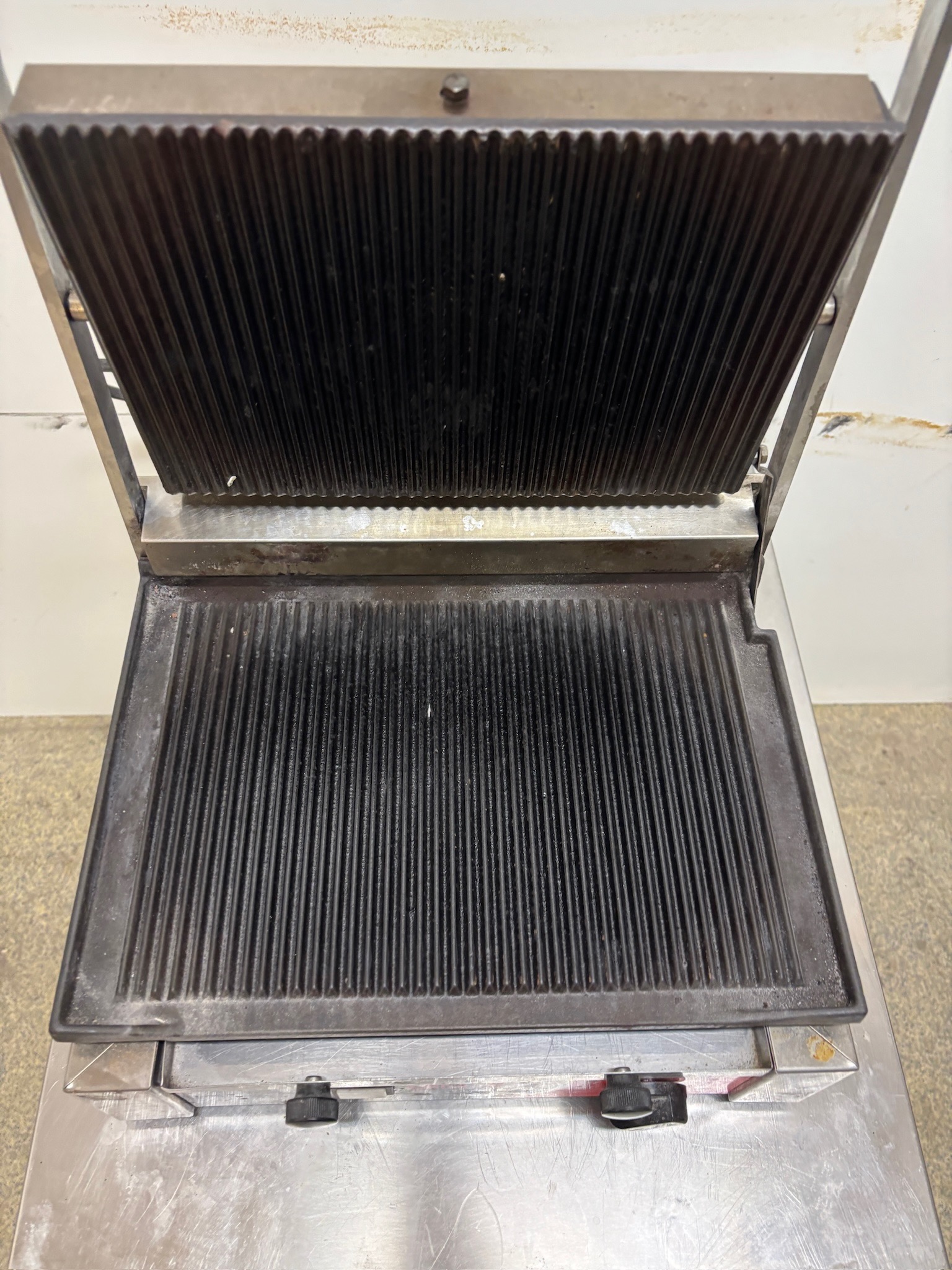 SELT / SOLD Sirman samlokugrill frá Fastus 5