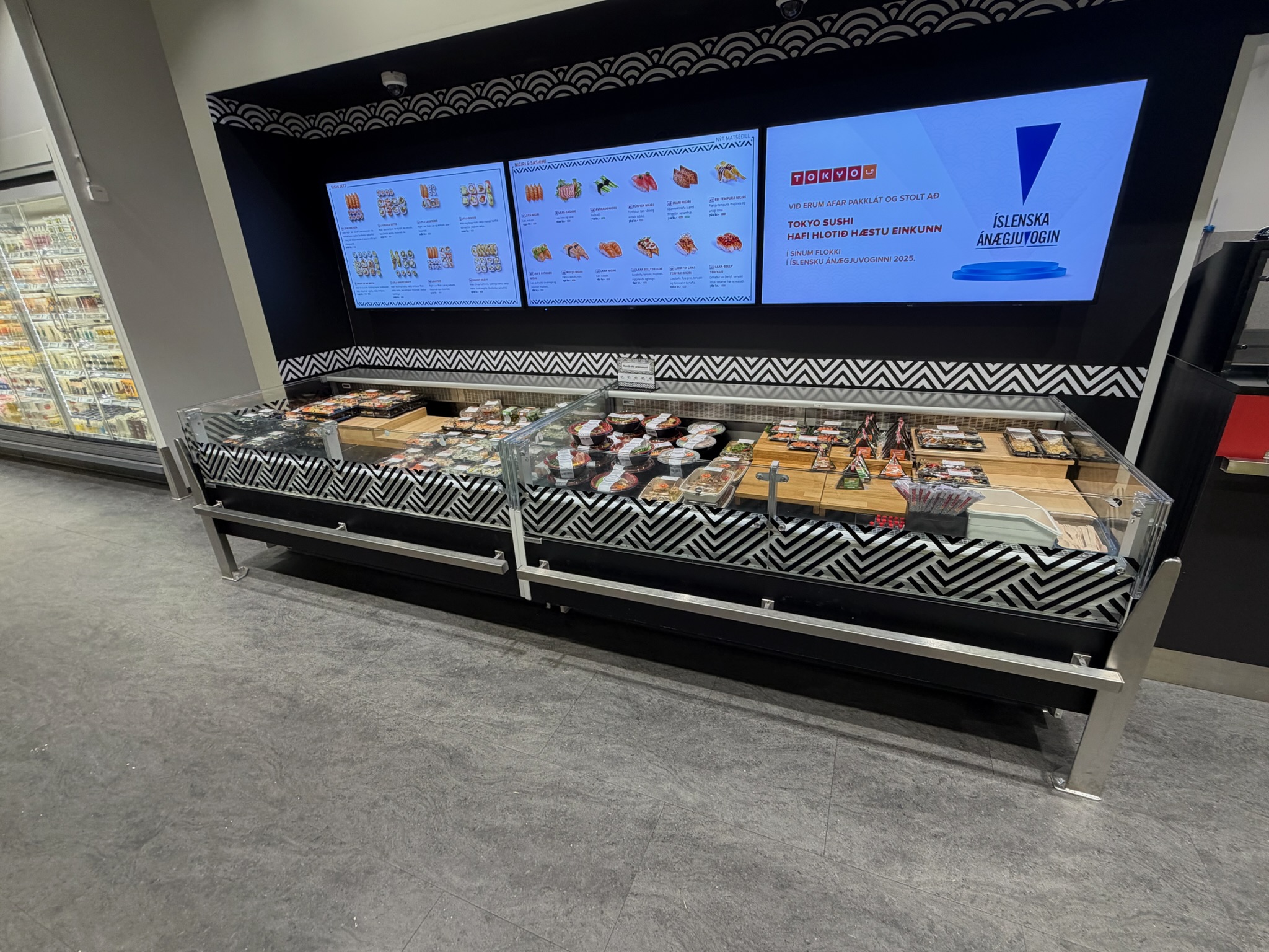 ES System kælieyja B256 x D112 sm.