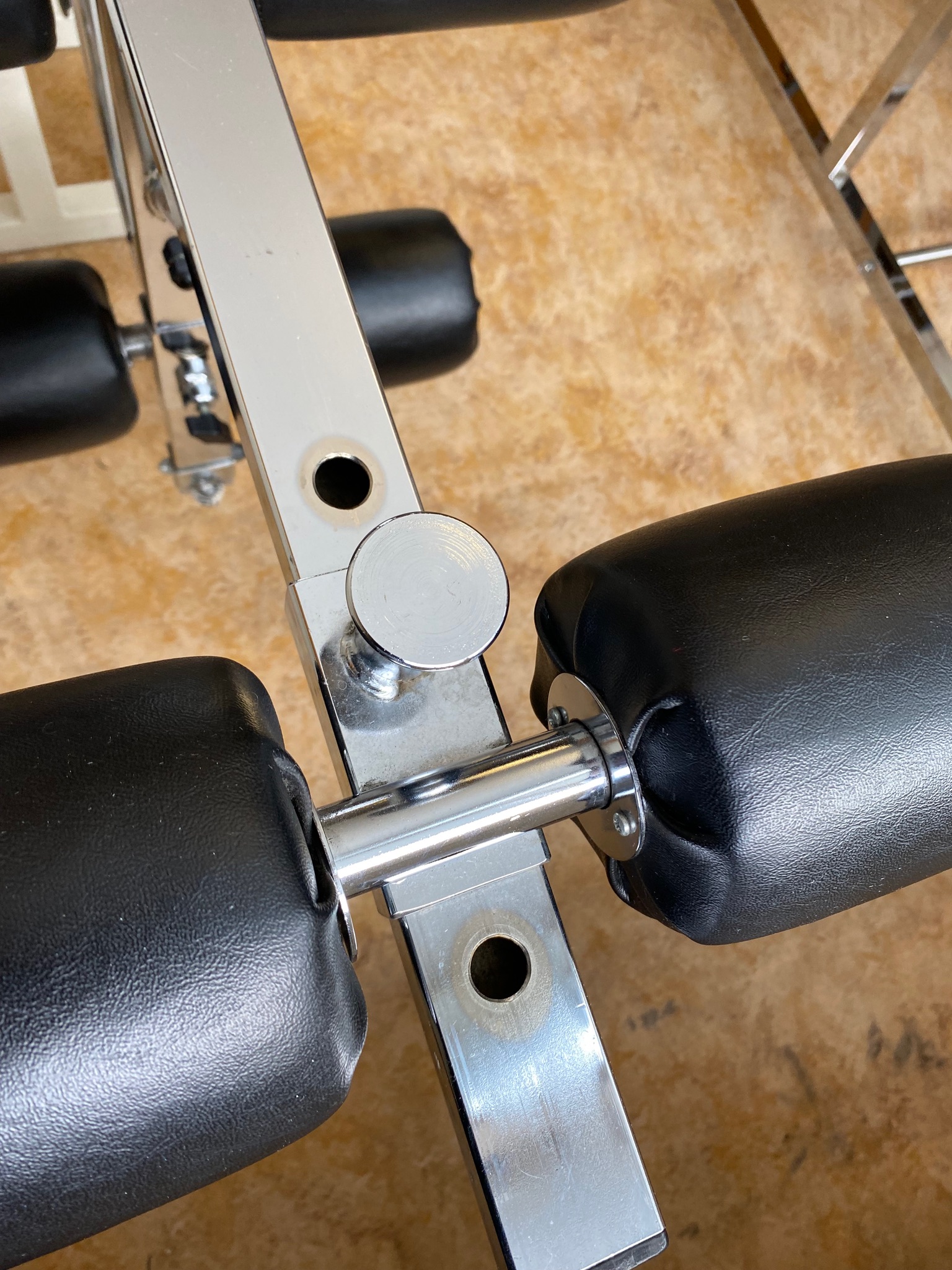 SELT / SOLD Fótarétta-kreppa / Mobility Leg Extension-Curl 7