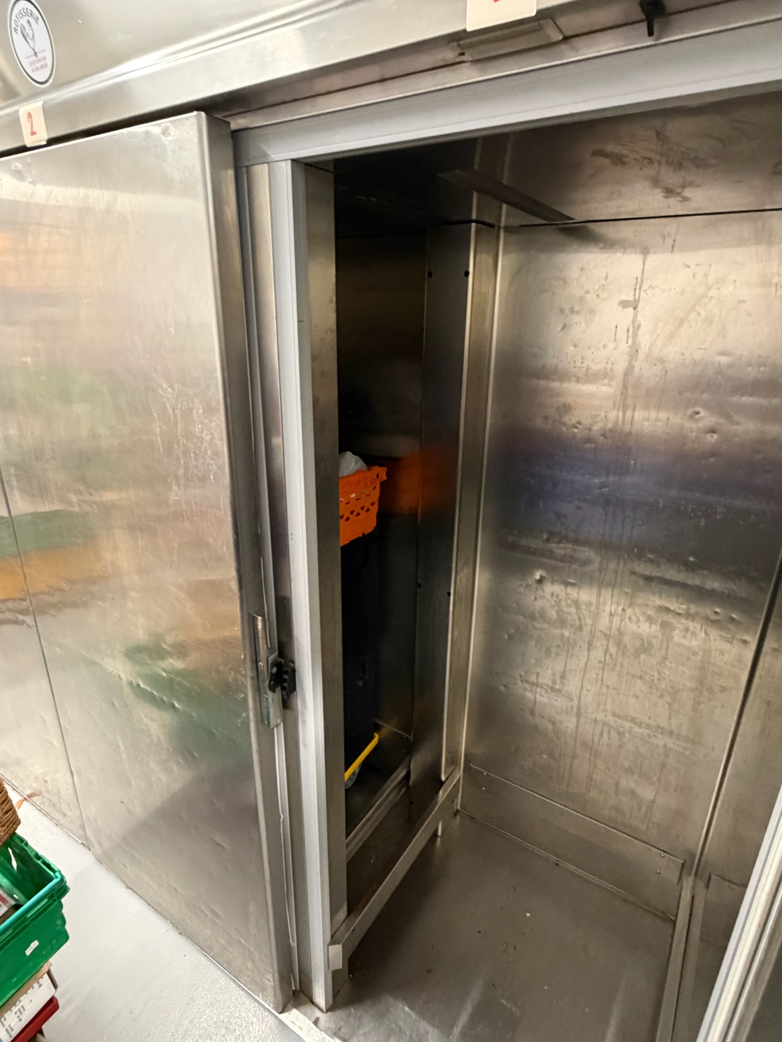 Cold Line kæliskápur frá BVT, 1600ltr. H210 x B150 3