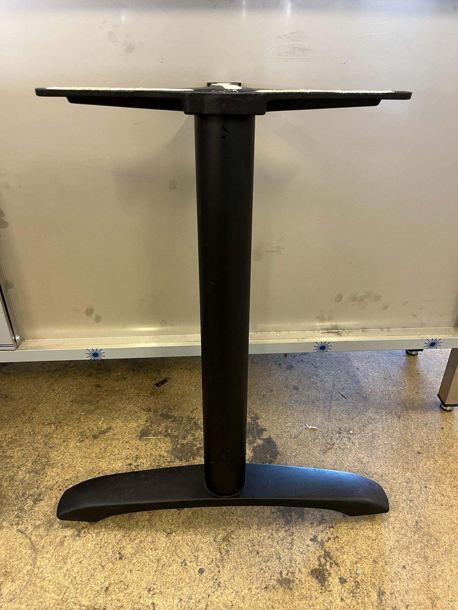 SELT / SOLD Pedrali borðfætur svartir H75 sm 6