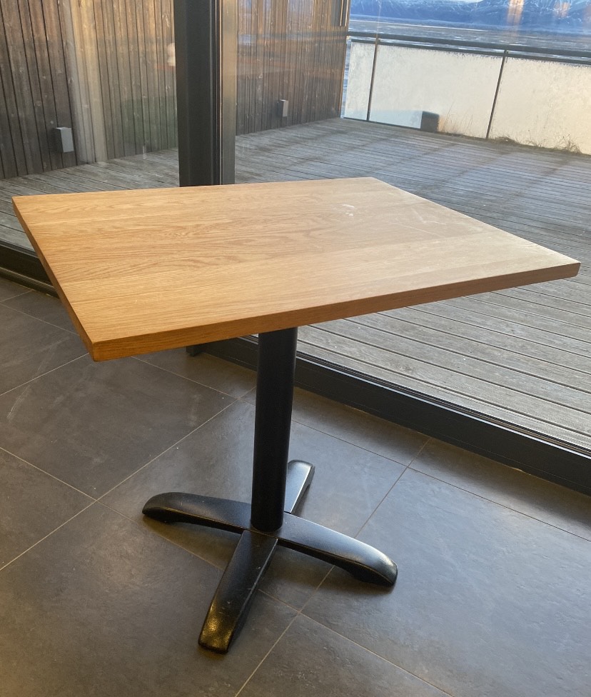 SELT / SOLD Kaffiborð - veitingaborð / lágborð, B62 x D80 x H45 sm. (20 stk.)