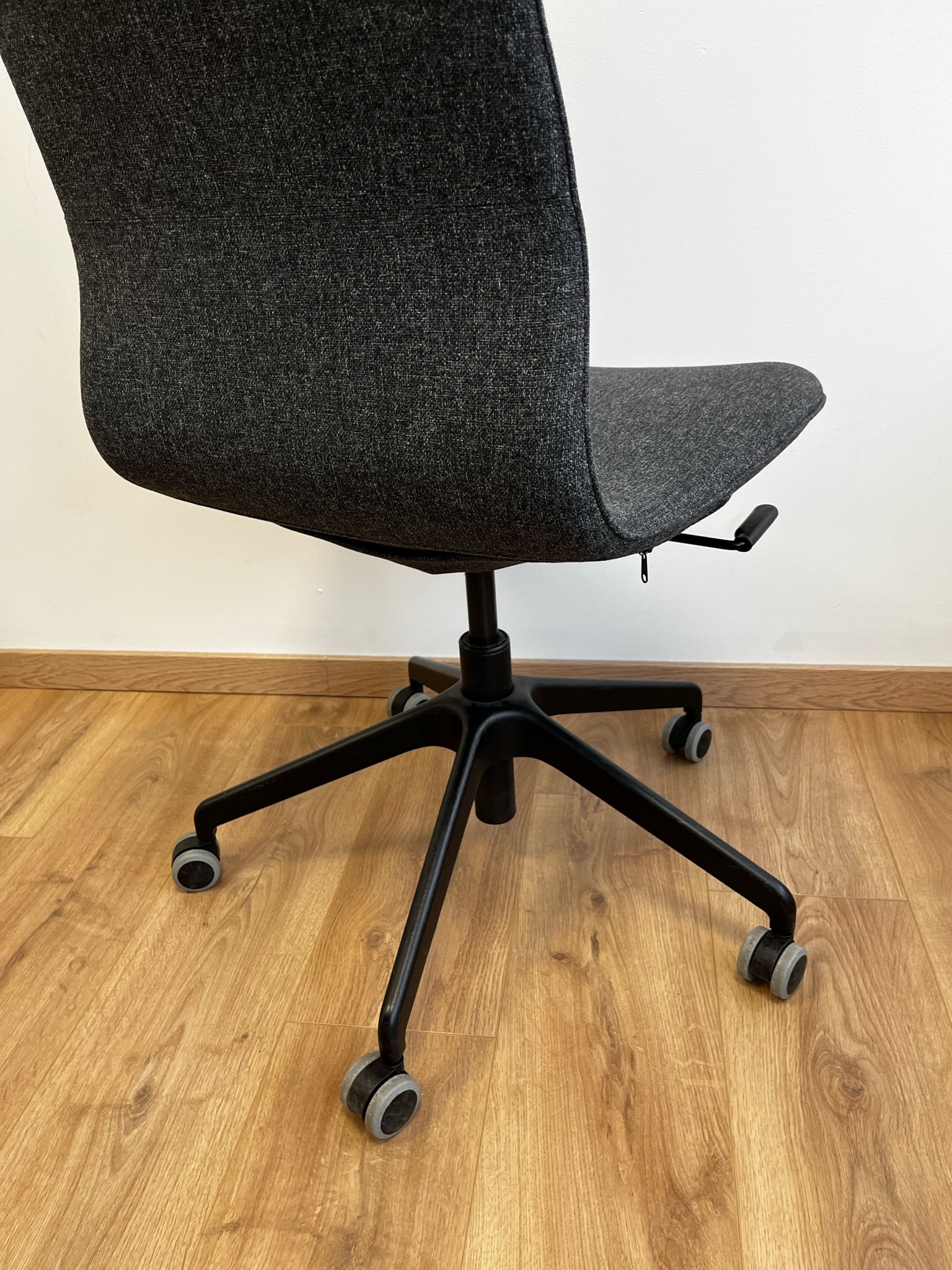 SELT / SOLD Fundarstólar á hjólum frá IKEA - 4 stk til 8