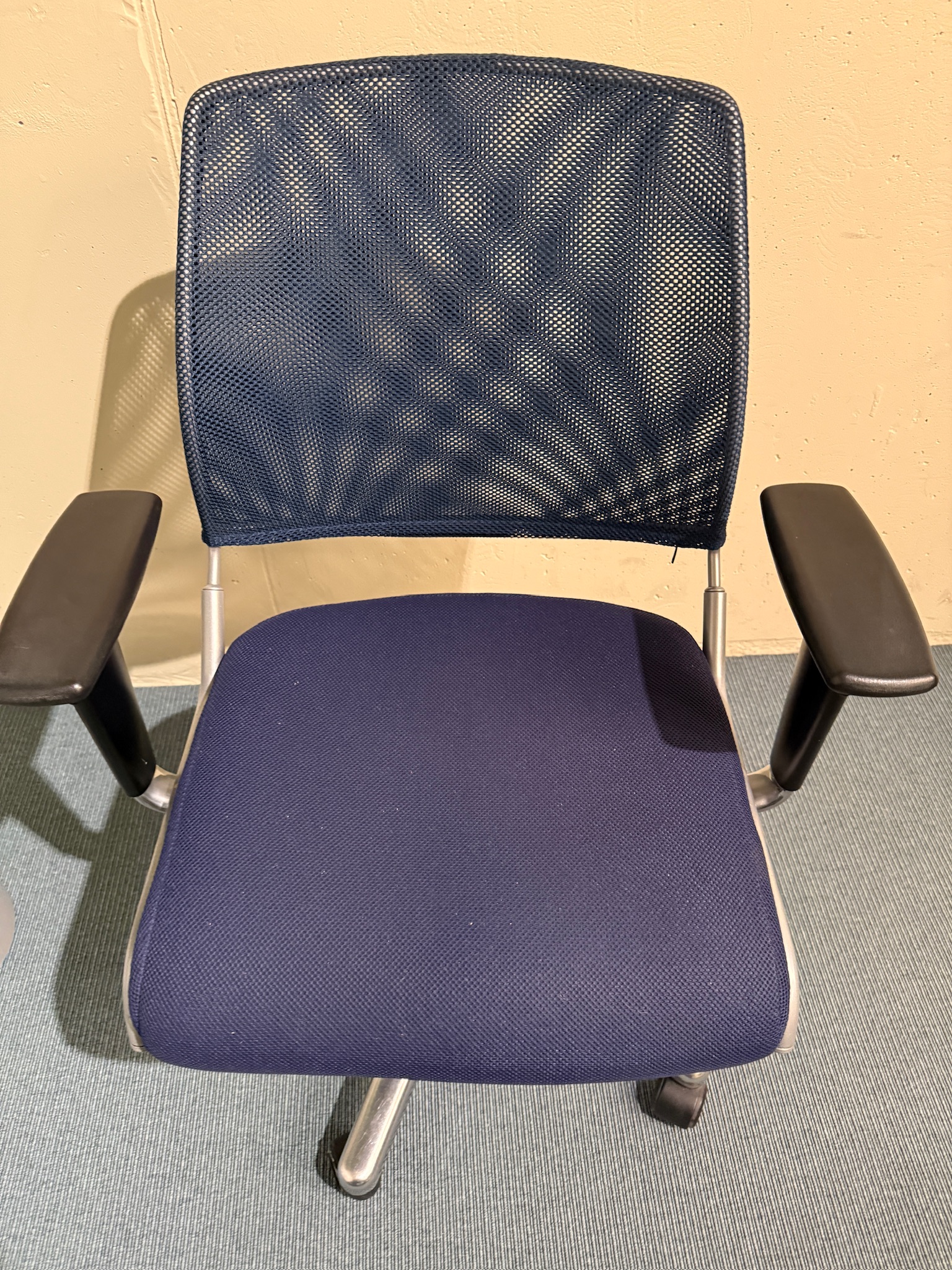 SELT / SOLD Faxi skrifborðsstóll frá Á. Guðmundsson 6