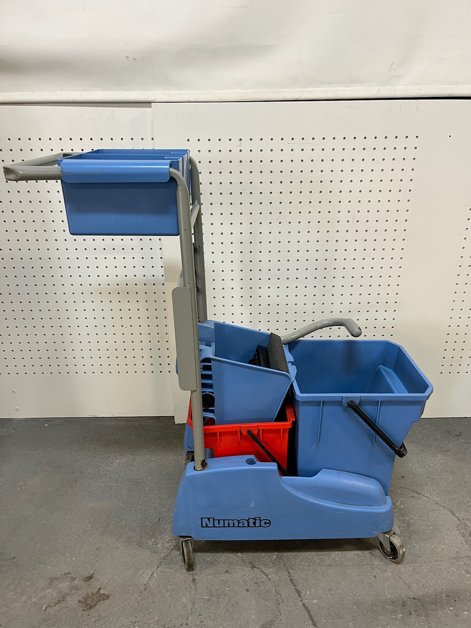 SELT / SOLD Skúringavagnar 2