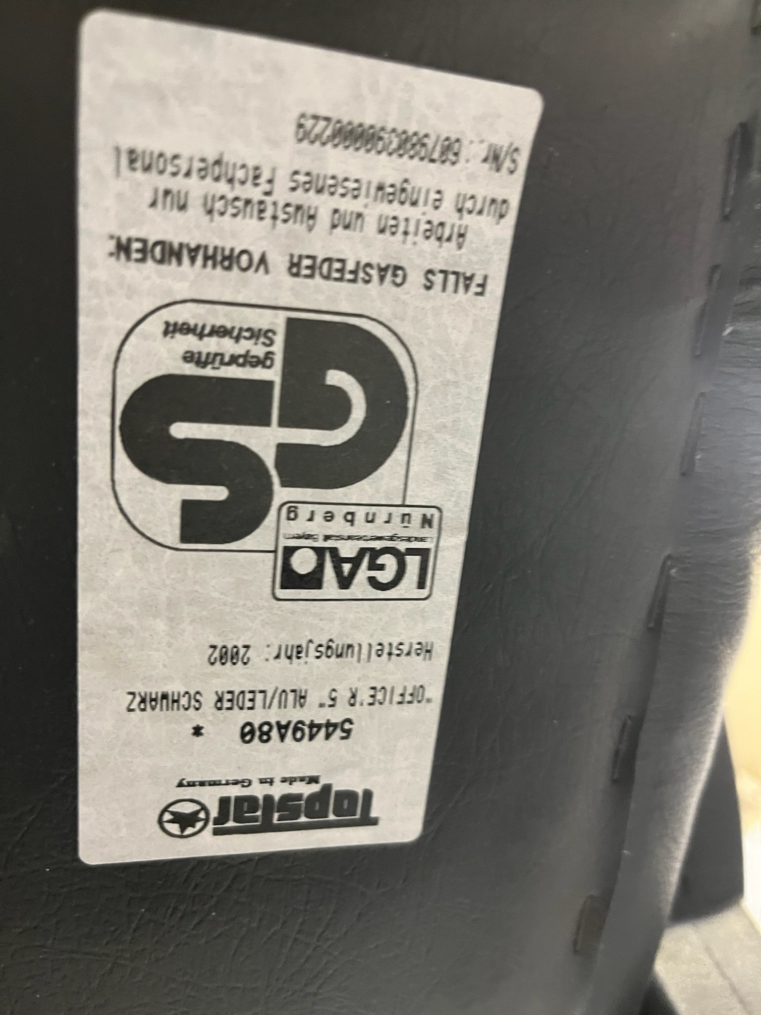 SELT / SOLD Svartur skrifborðsstóll 7