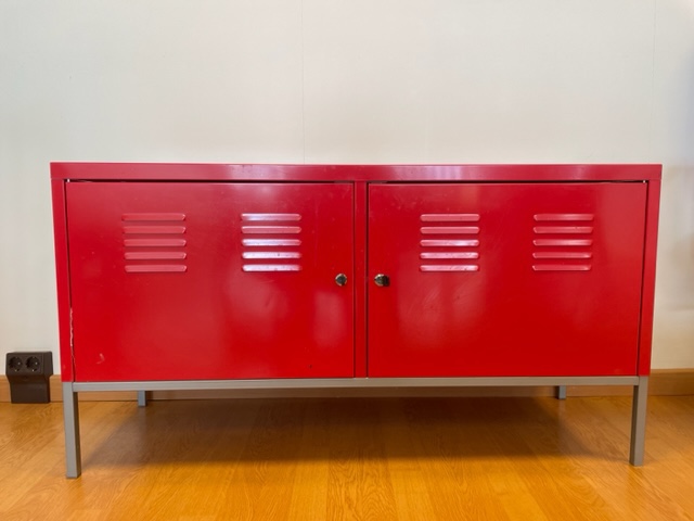 SELT / SOLD IKEA hirsla, B118 x D40 x H63 sm. 2