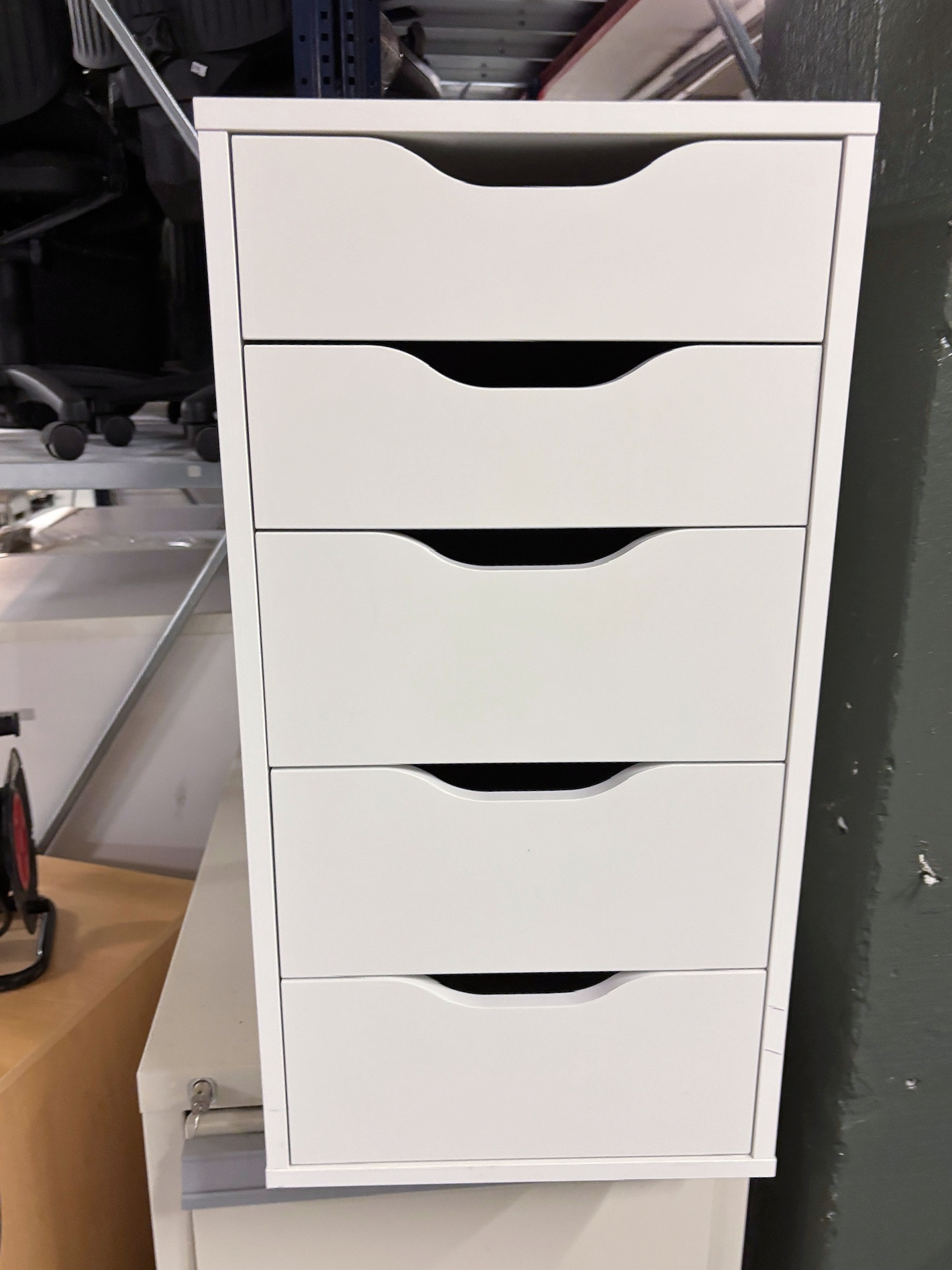 SELT / SOLD IKEA Alex skúffueining 2
