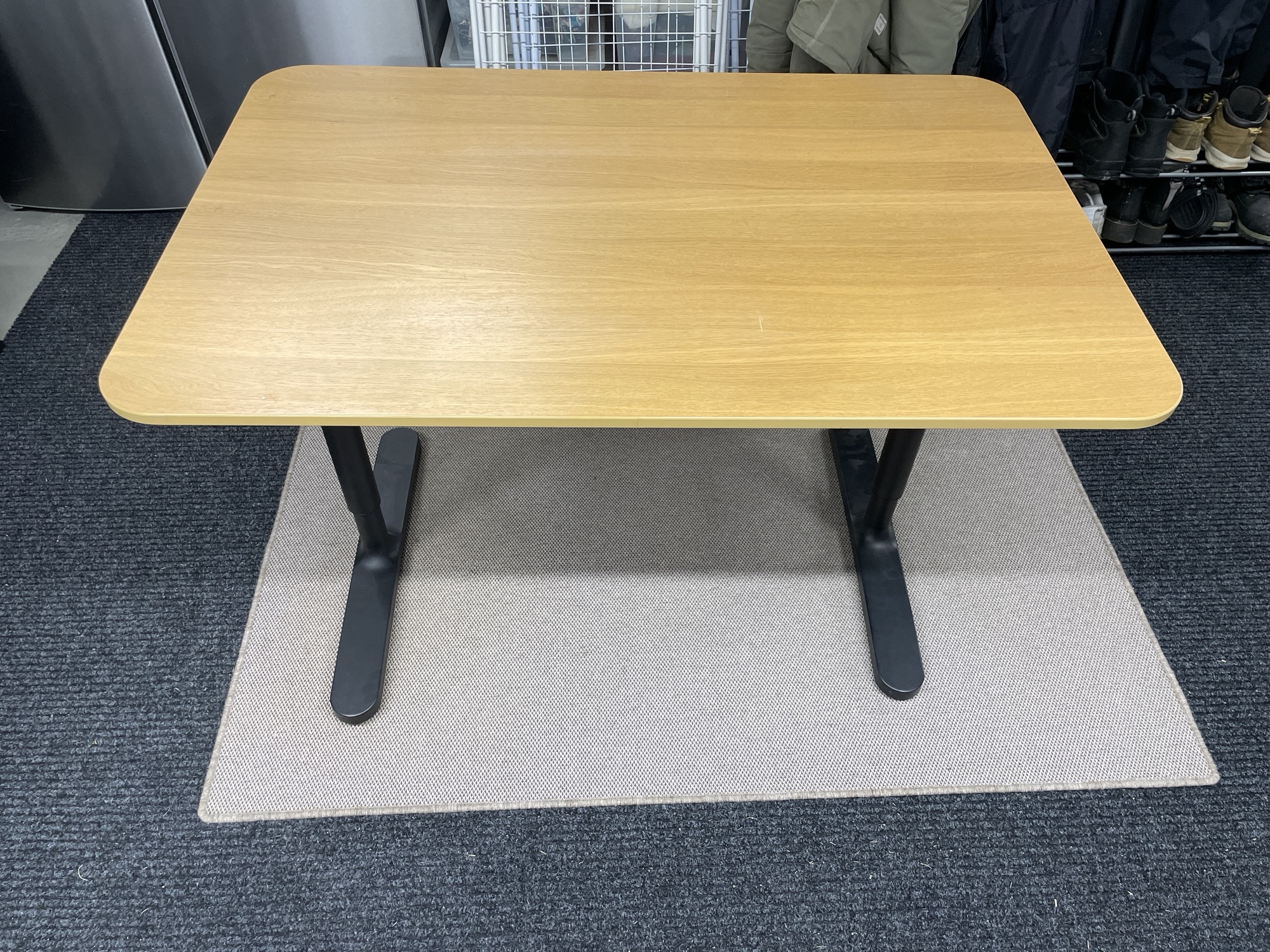SELT / SOLD IKEA skrifborð 120sm. x 80sm. - 2 stk.