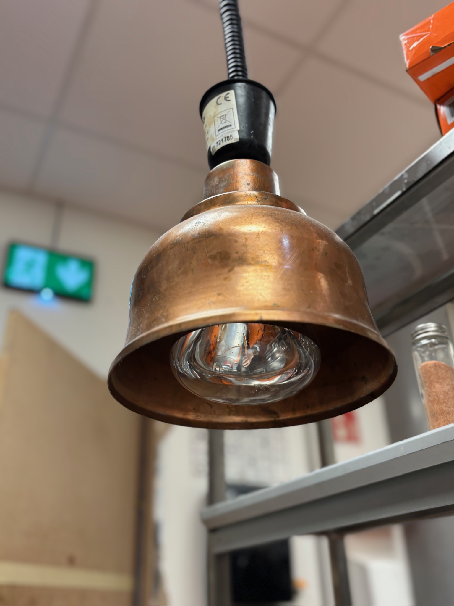 SELT / SOLD Saro hitalampi 4
