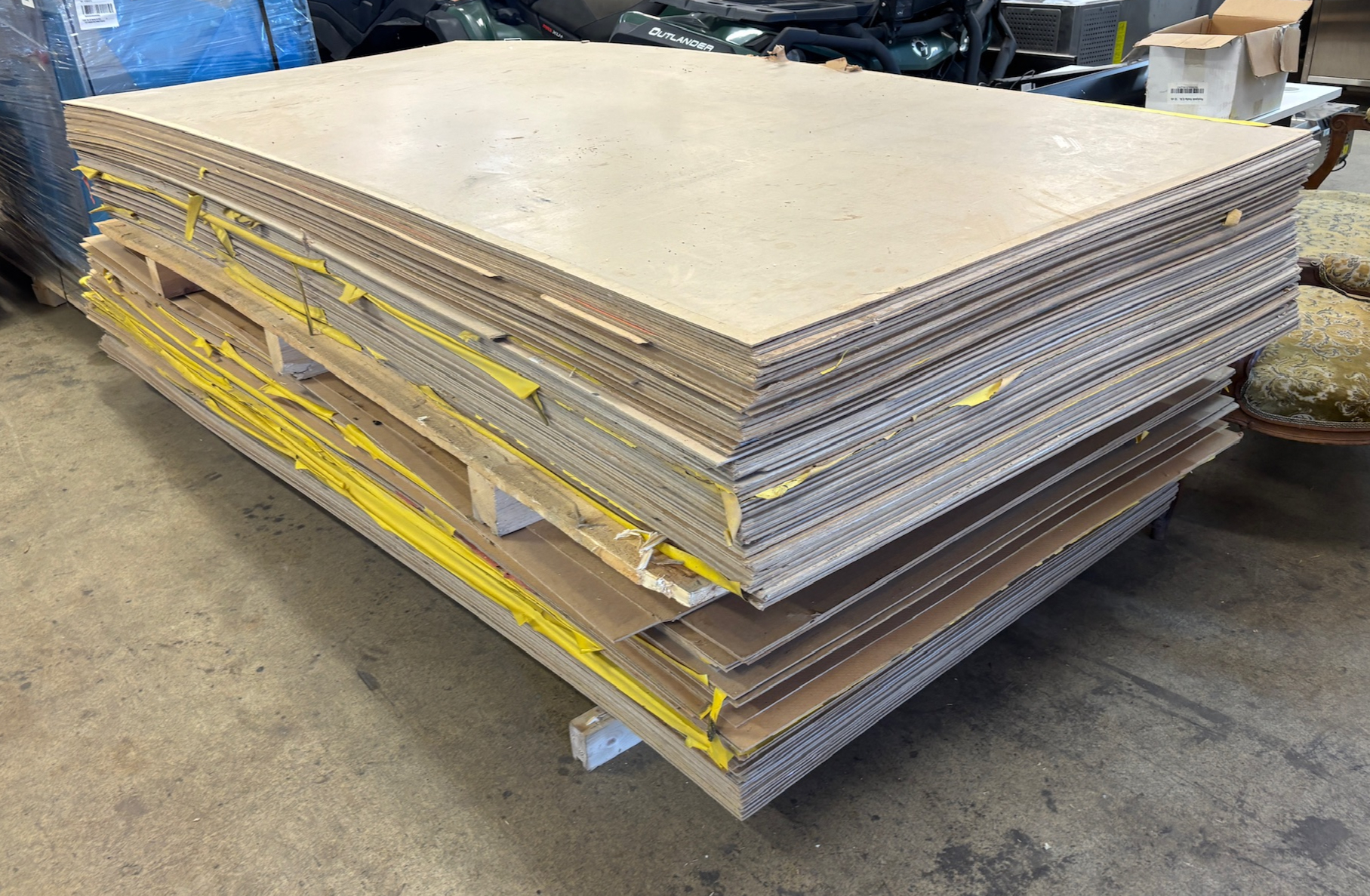 SELT / SOLD Masonitplötur H tex standard 3mm 275x122sm. (ca 465stk)