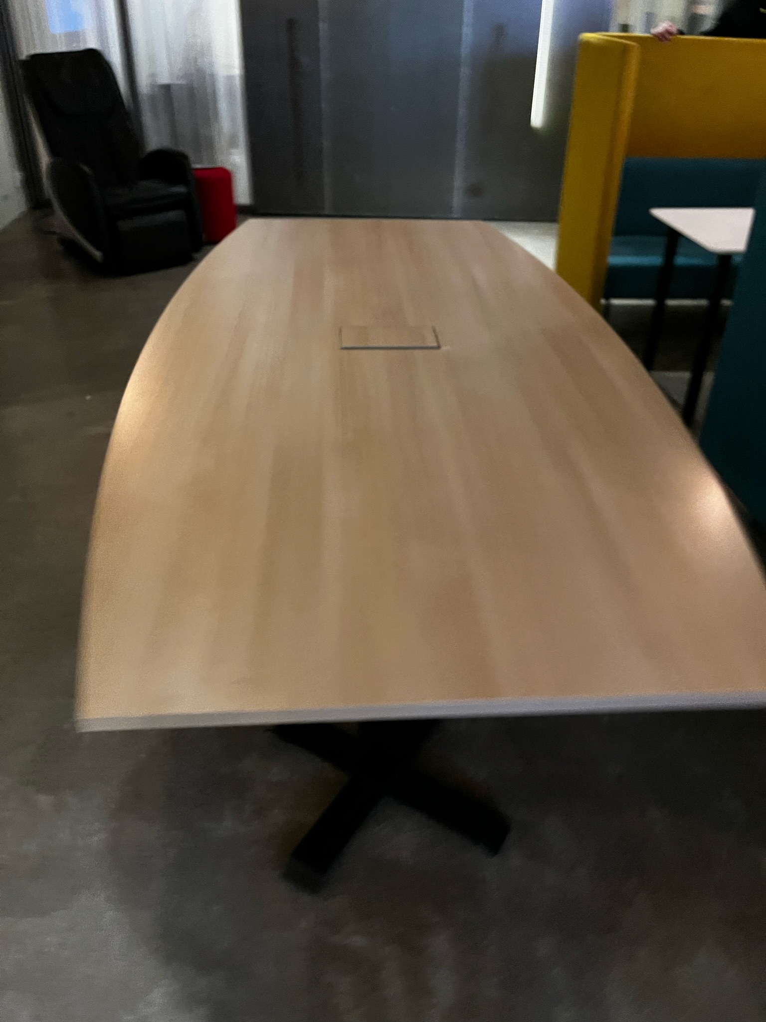 SELT / SOLD - Flott fundarborð - 250 x 120 3